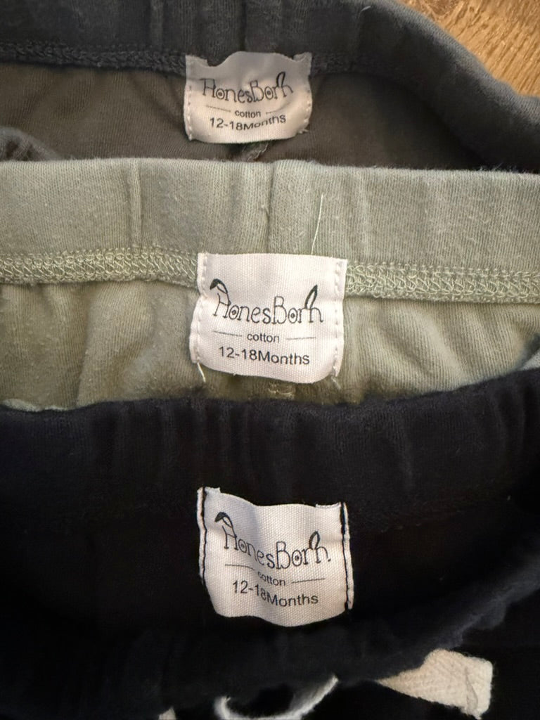 #6 - Hones Born Boys Pants (3 pairs) - 12-18 months