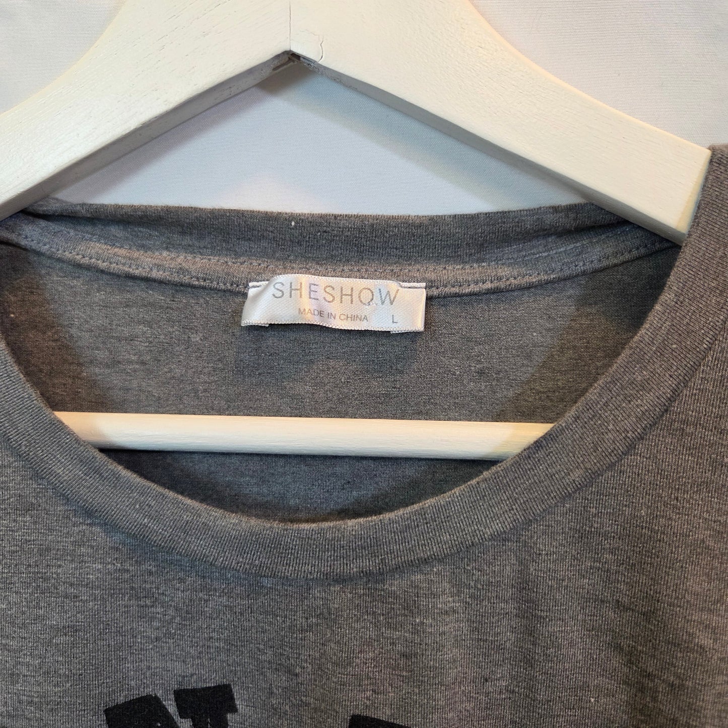 #112 - Gray "Sunday Funday" t-shirt, Size L, VGUC