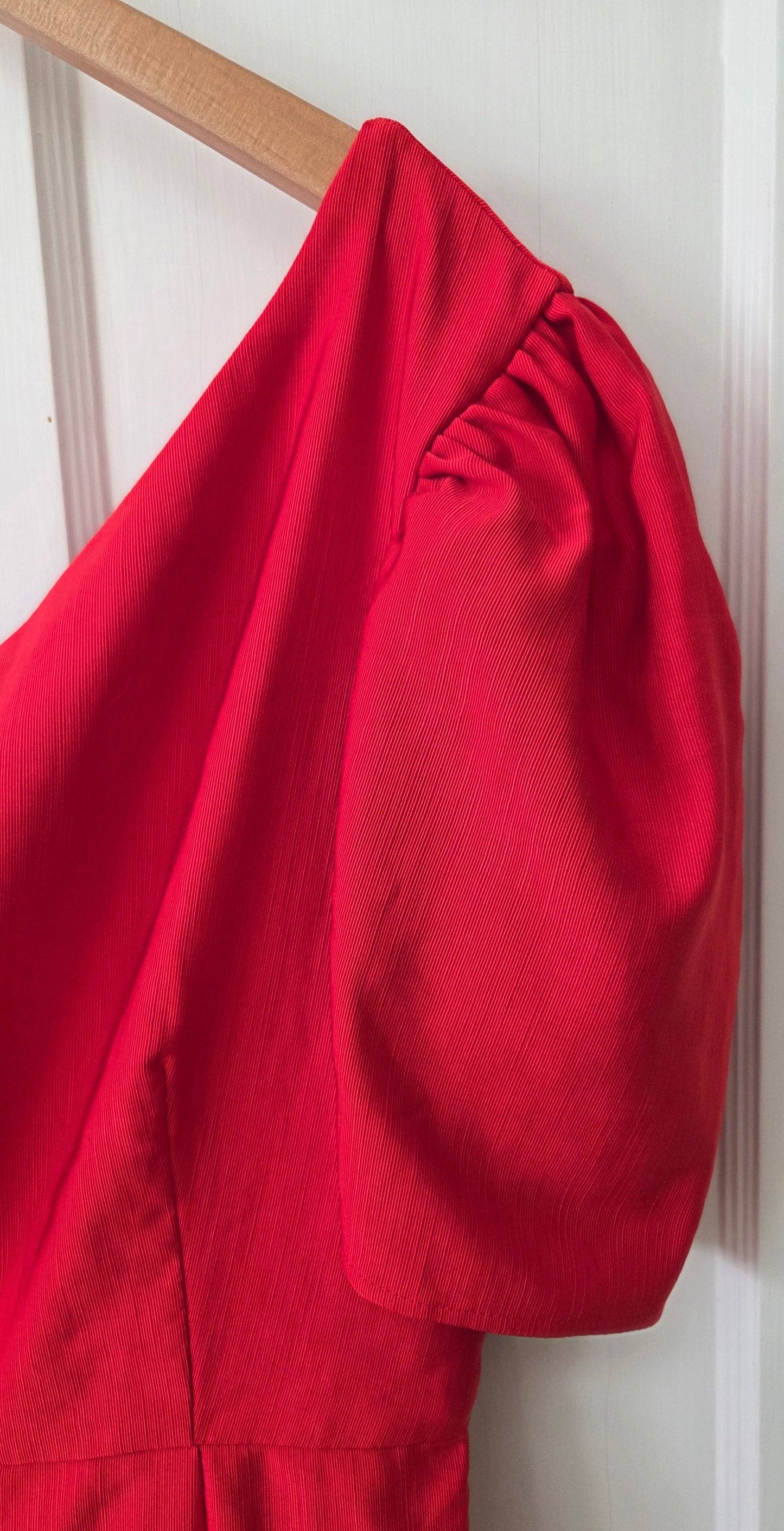 #112 - asos Design Red One Shoulder Jumpsuit, Women's Size 8, EUC
