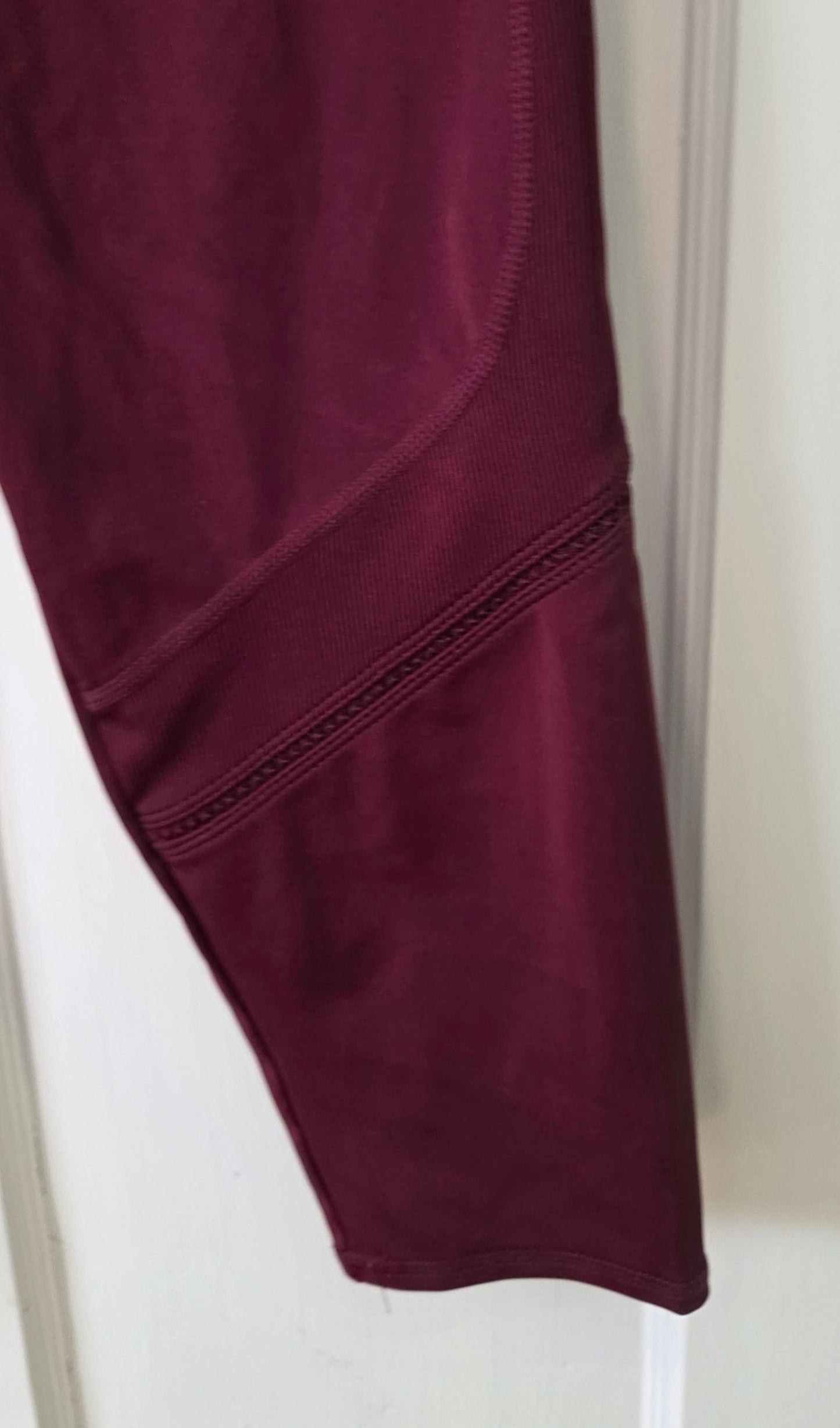 #112 - Tangerine Maroon Leggings, Women's Size XXL, EUC