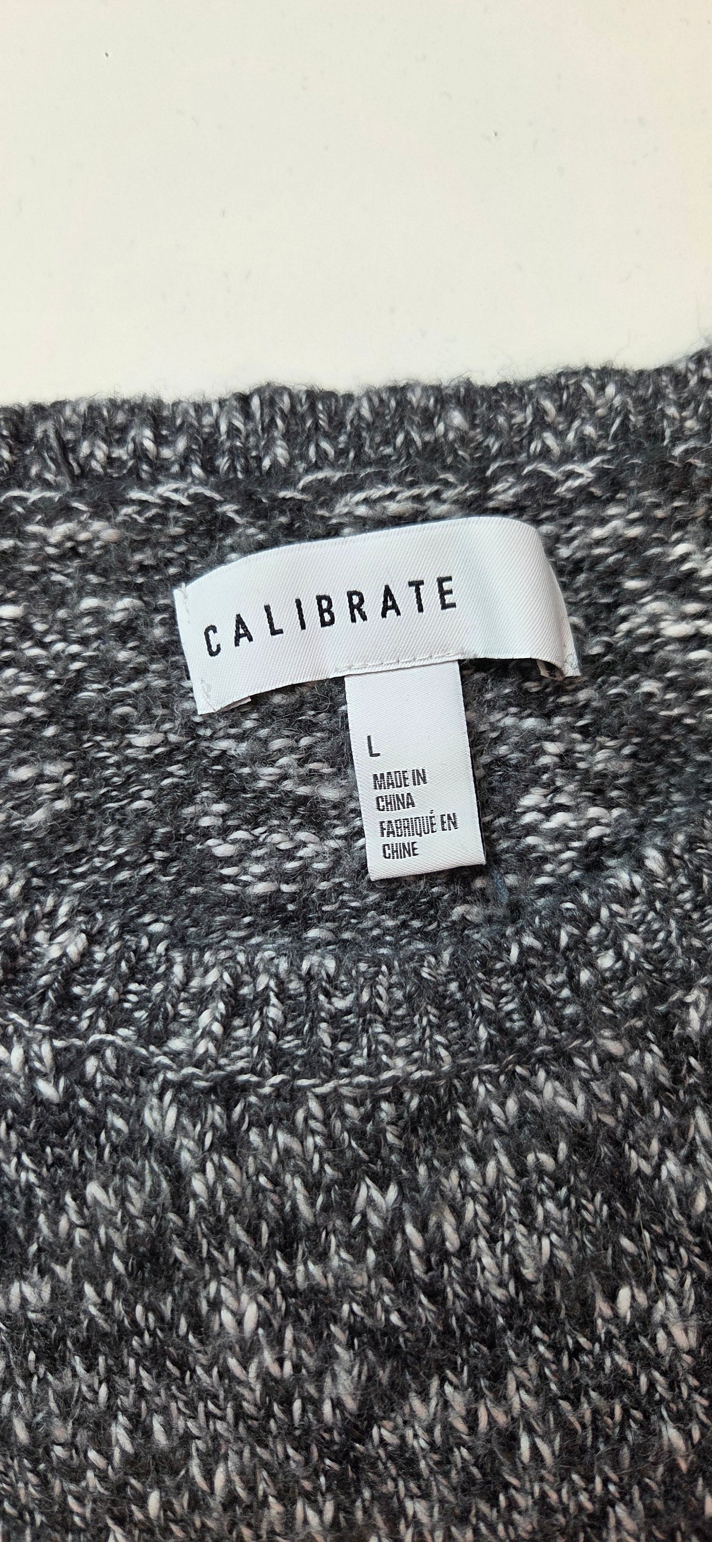 #112 - Calibrate Gray Cotton Sweater, Womens Size L, EUC