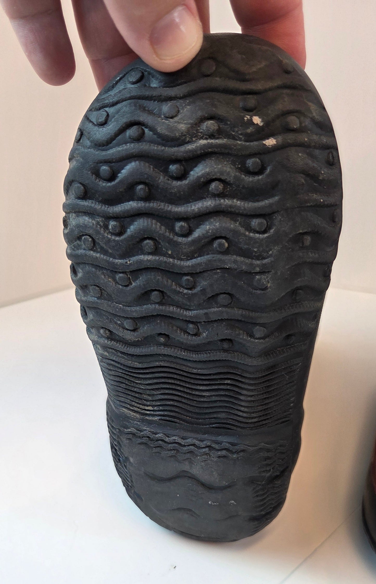 #112 - Boggs Pull on Snow Boots, Kids Size 9, GUC