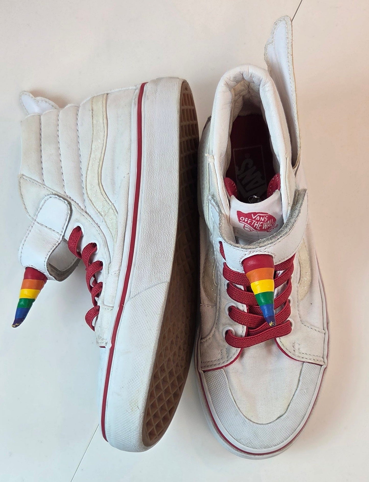 #112 - Vans High Tops, Size Youth 3.5