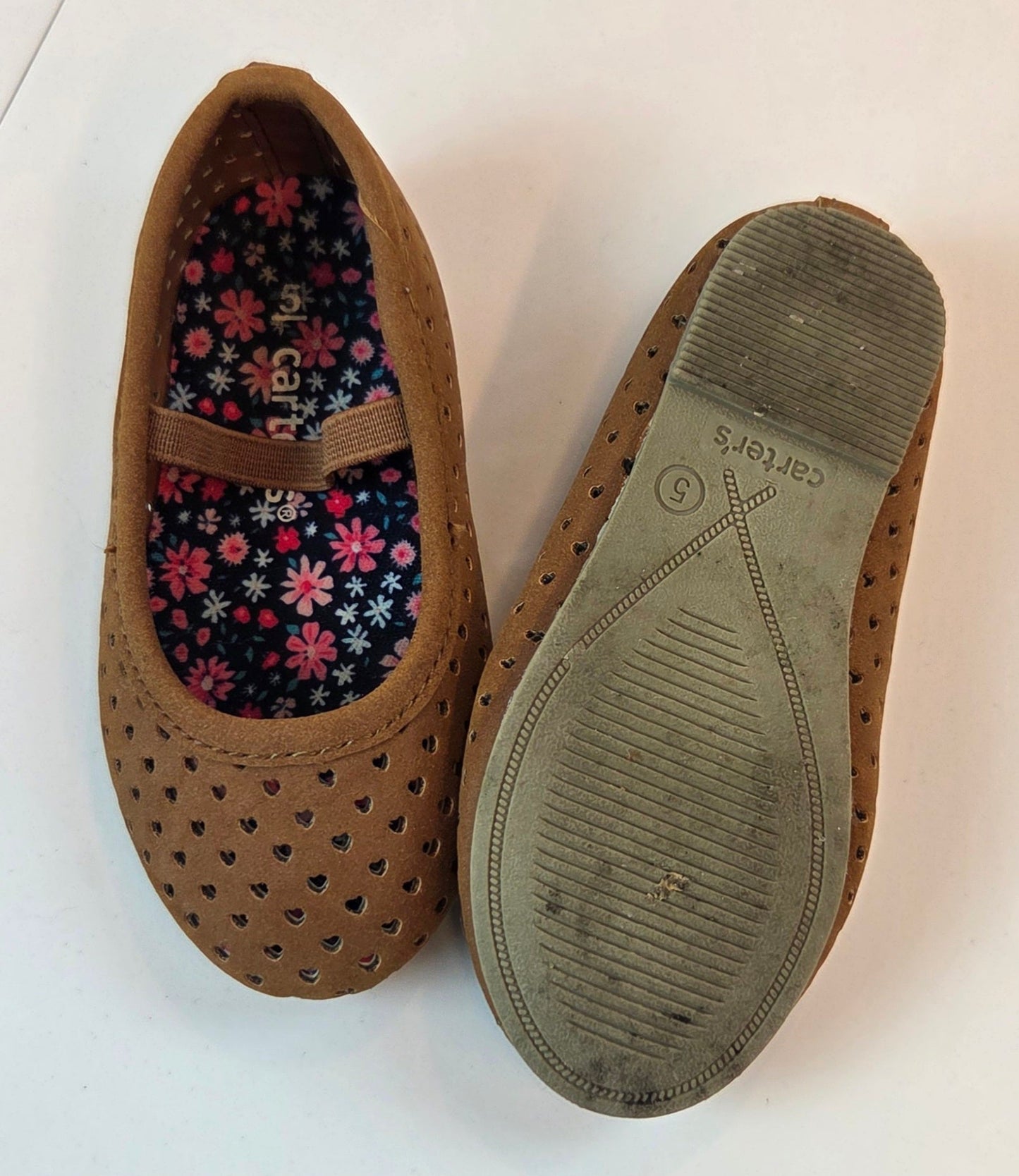 #112 - Carter's Mary Janes, Toddler Size 5, VGUC