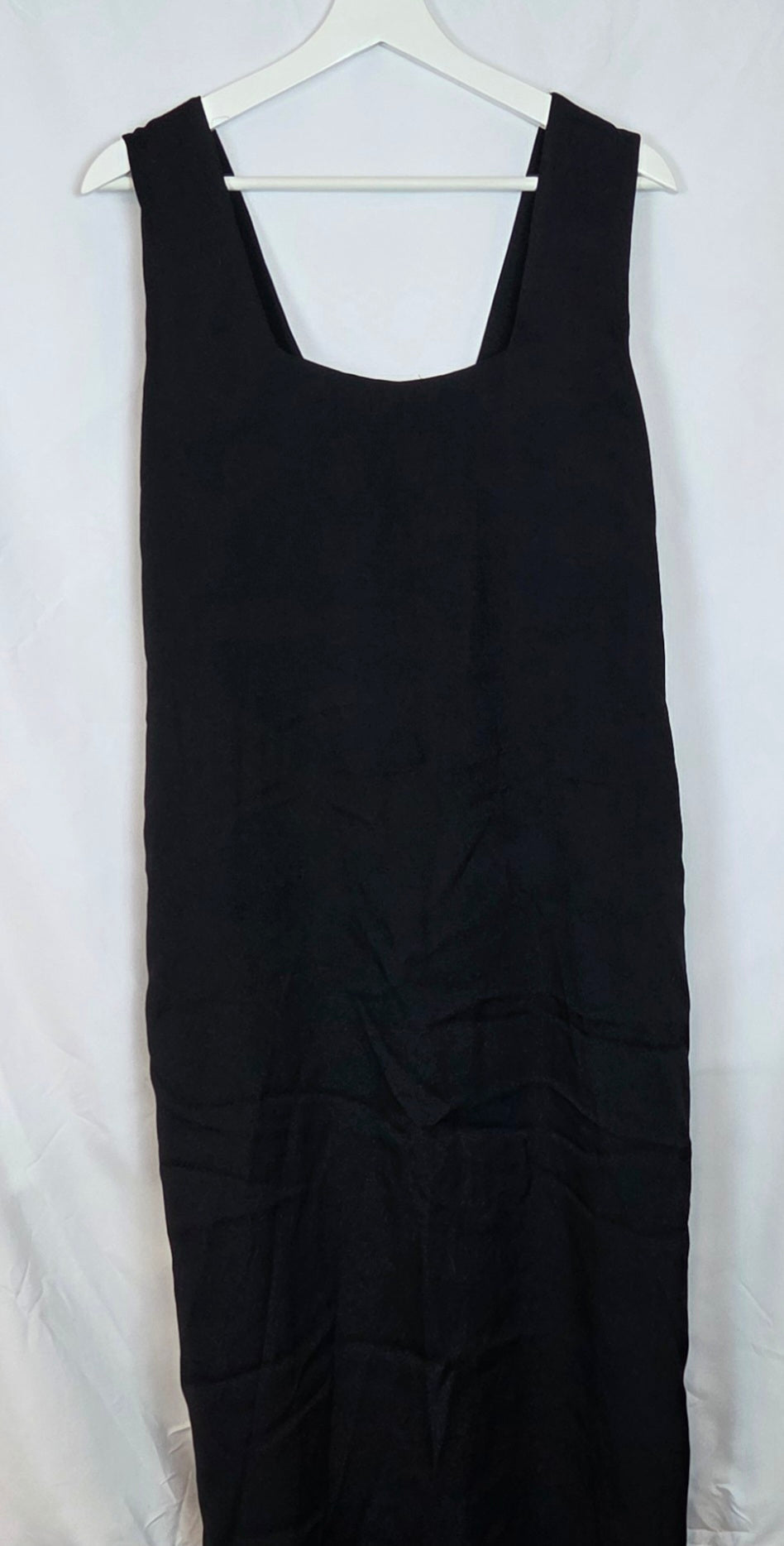 #112 - Reformation Vea Black Midi Dress, Size 6, NWT