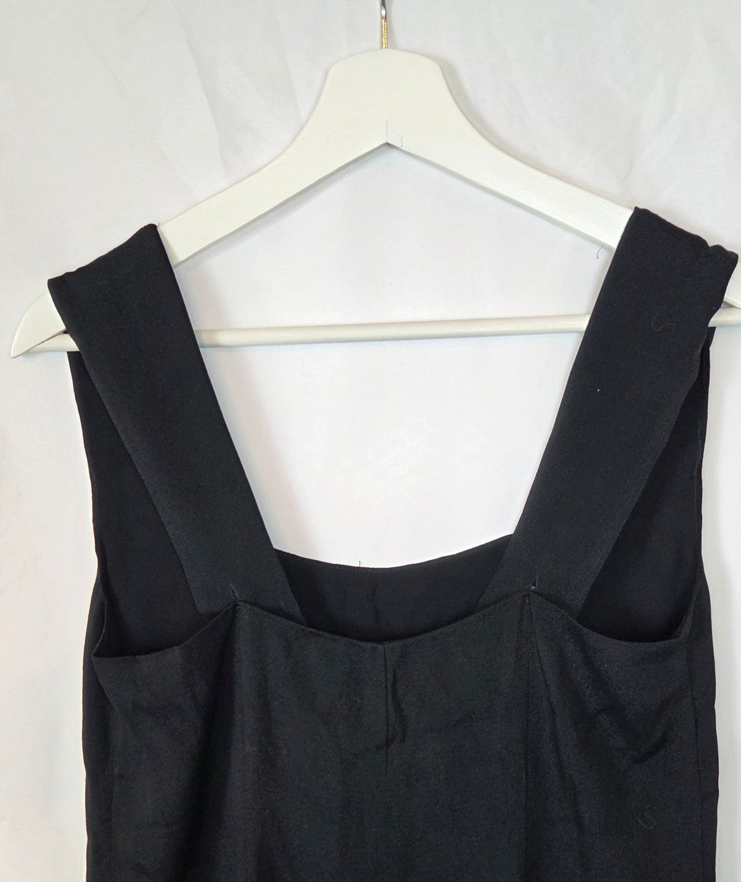 #112 - Reformation Vea Black Midi Dress, Size 6, NWT