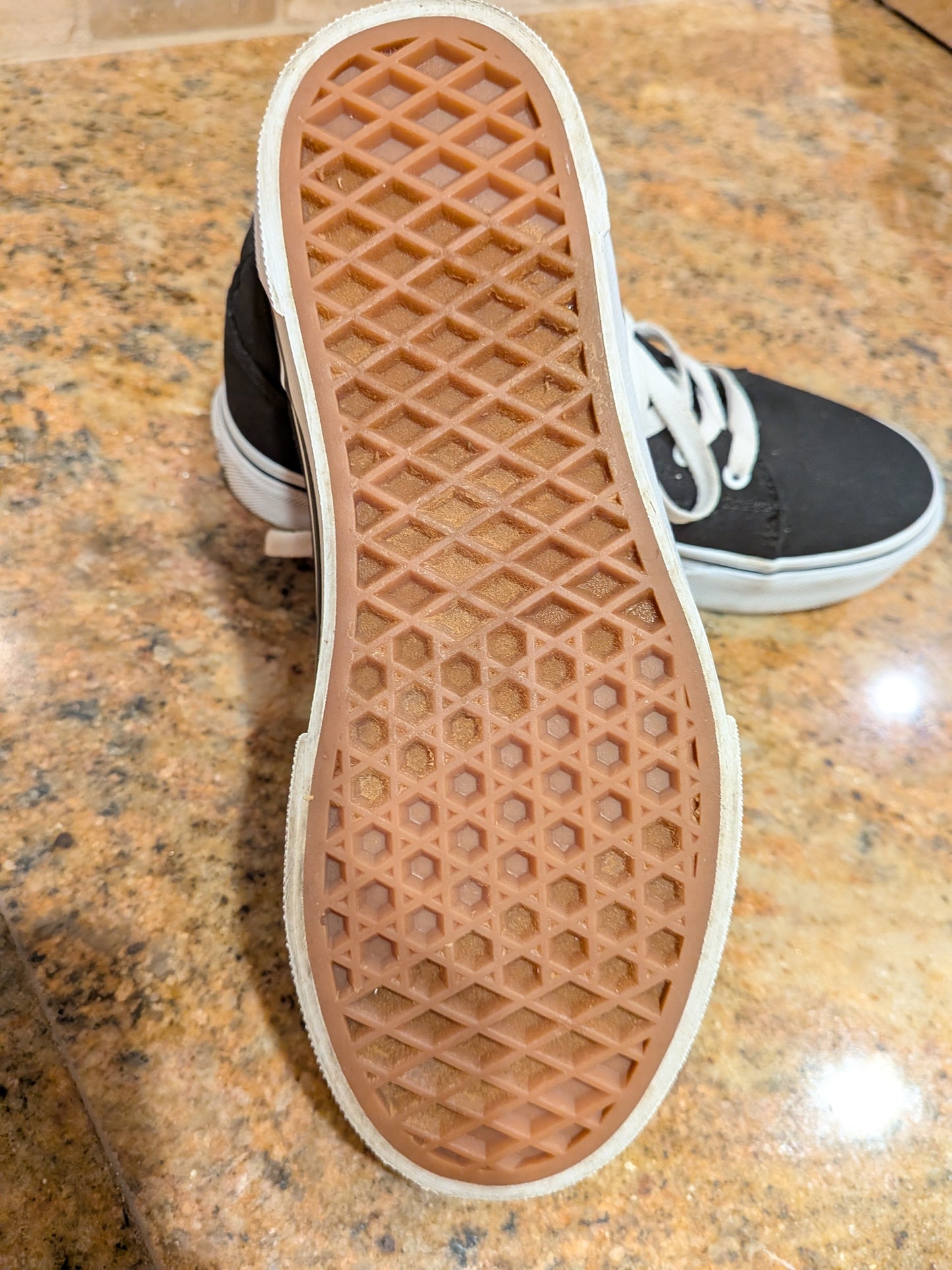 #99 Vans Size 4 - Black EUC