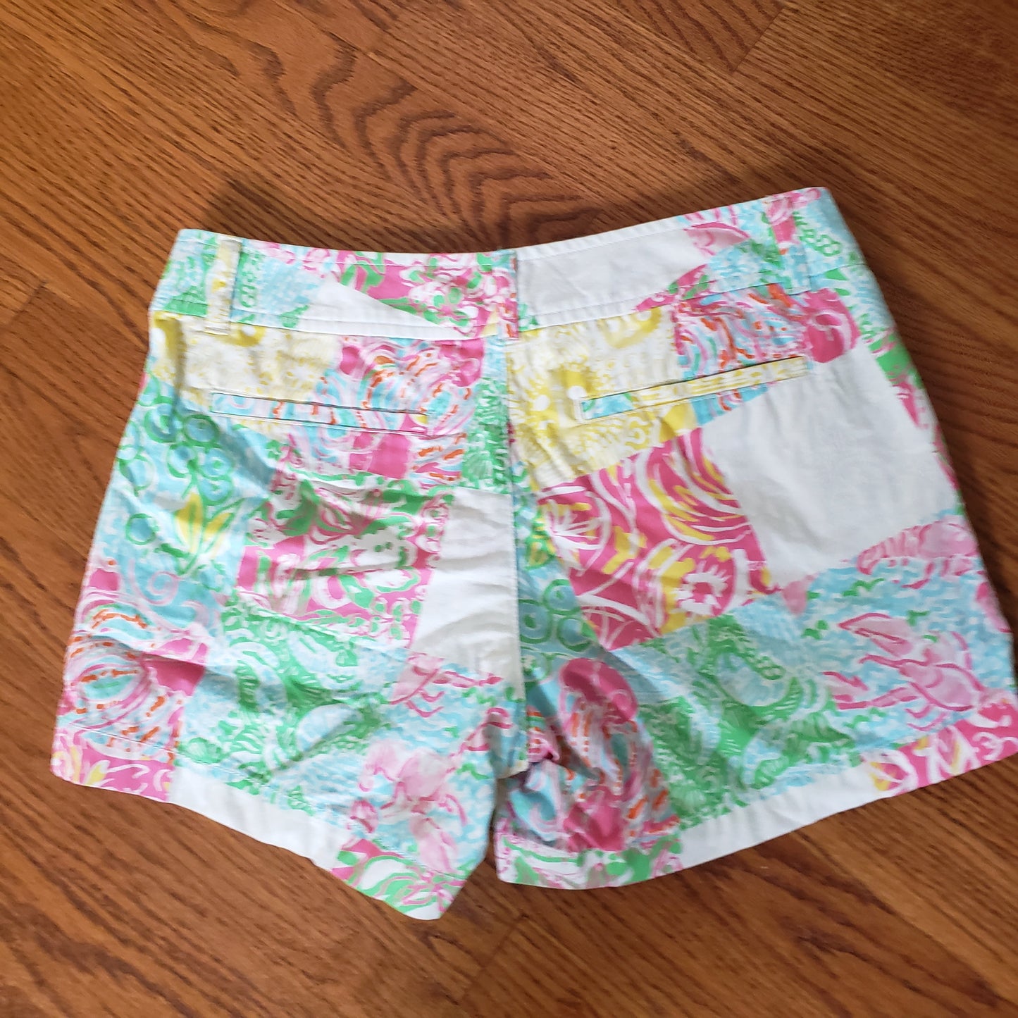 REDUCED!! #104 Lilly Pulitzer Sz 4 Patchwork Callahan Shorts