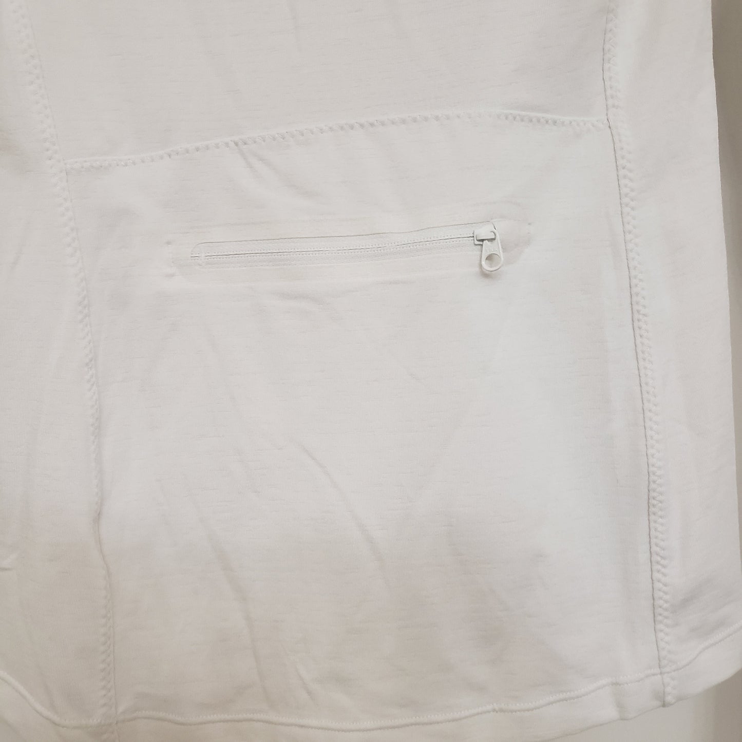 #142 Athleta Women's XS Long Sleeve Running Top