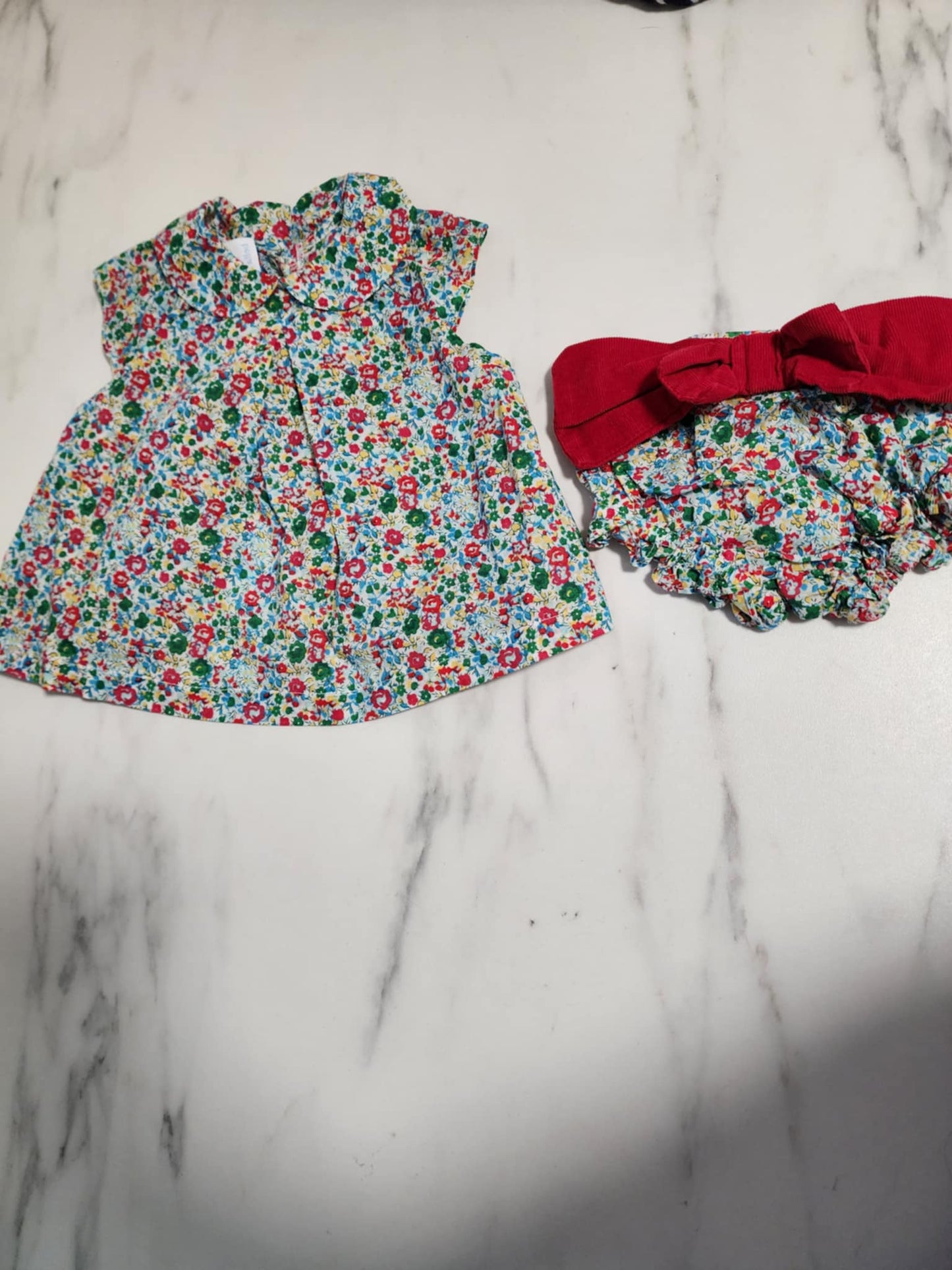 #178 Bella Bliss two piece baby girl size 0-3 months