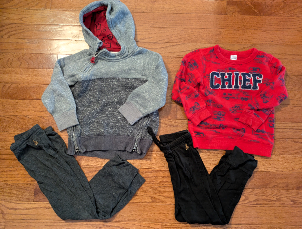 REDUCED #90- 4T Boys - Gap lounge pants, sweatshirt bundle