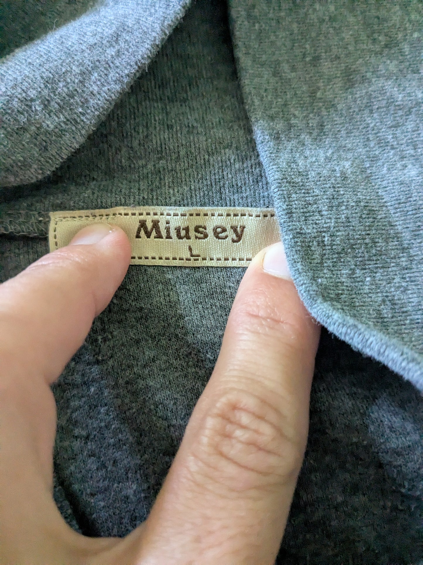 #61 Sz Large Gray Maternity Shirt Button Detail
