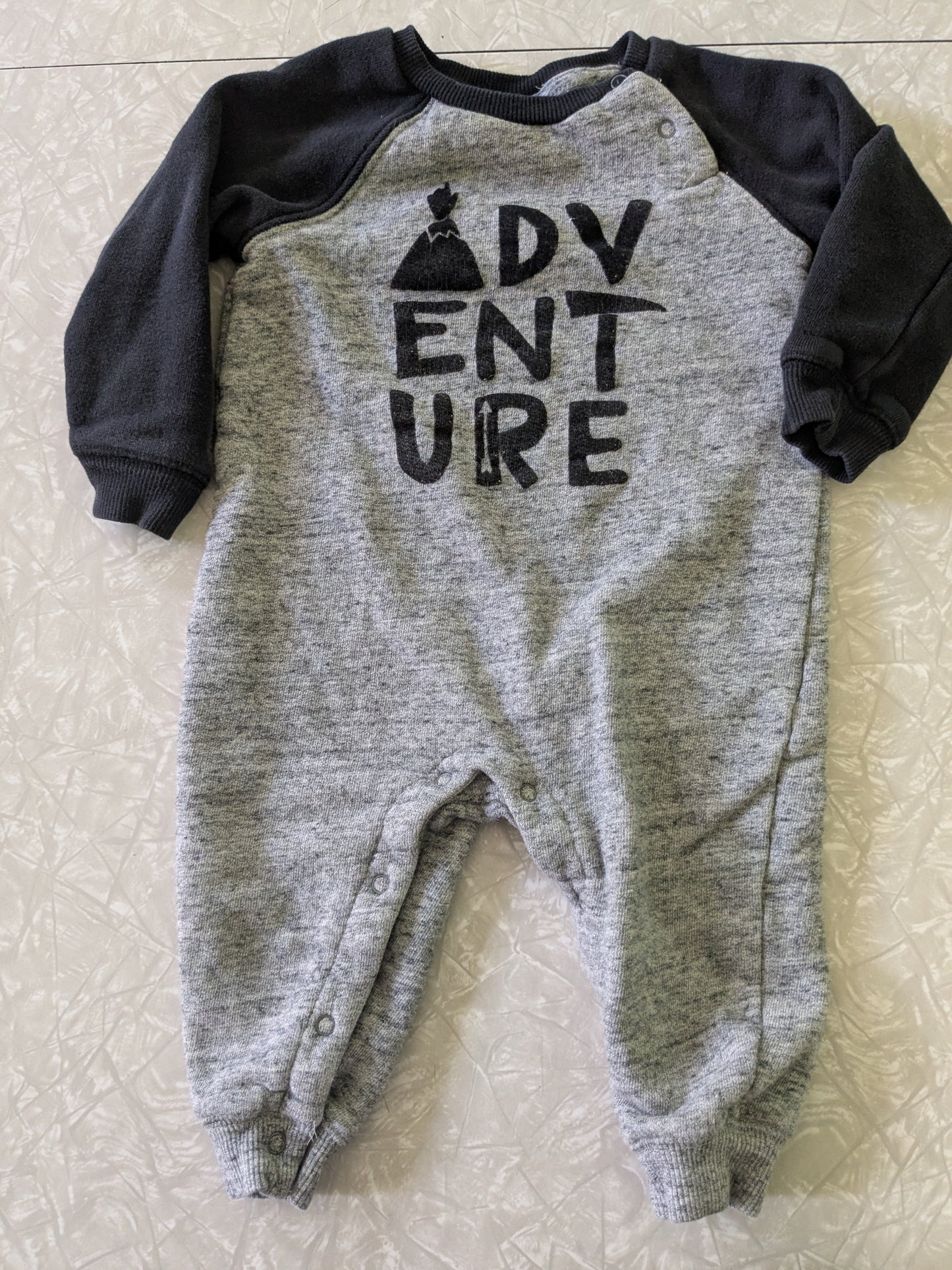 #61 Gymboree 12mo Adventure One Piece Romper Outfit Gray Black