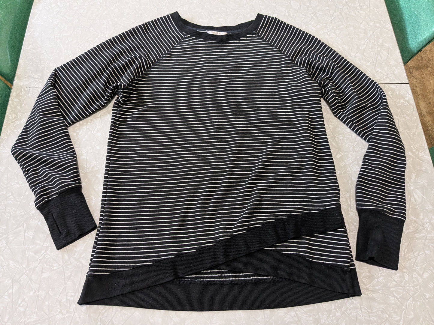 #61 Women's Danskin Small Crossover Sweatshirt Black & White Stripe