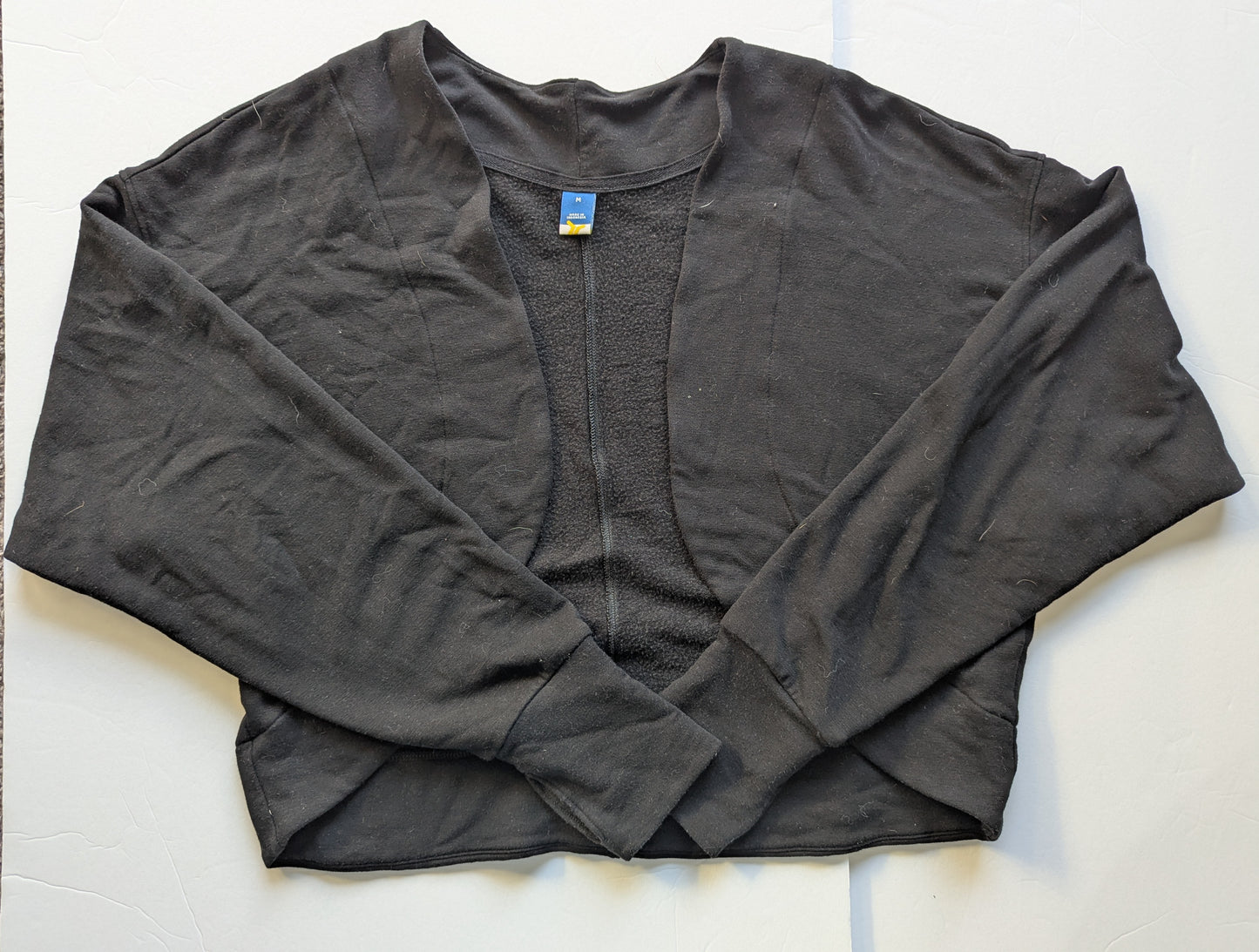 #17 Old Navy Super Soft Cropped Cardigan with thumb holes, M, EUC