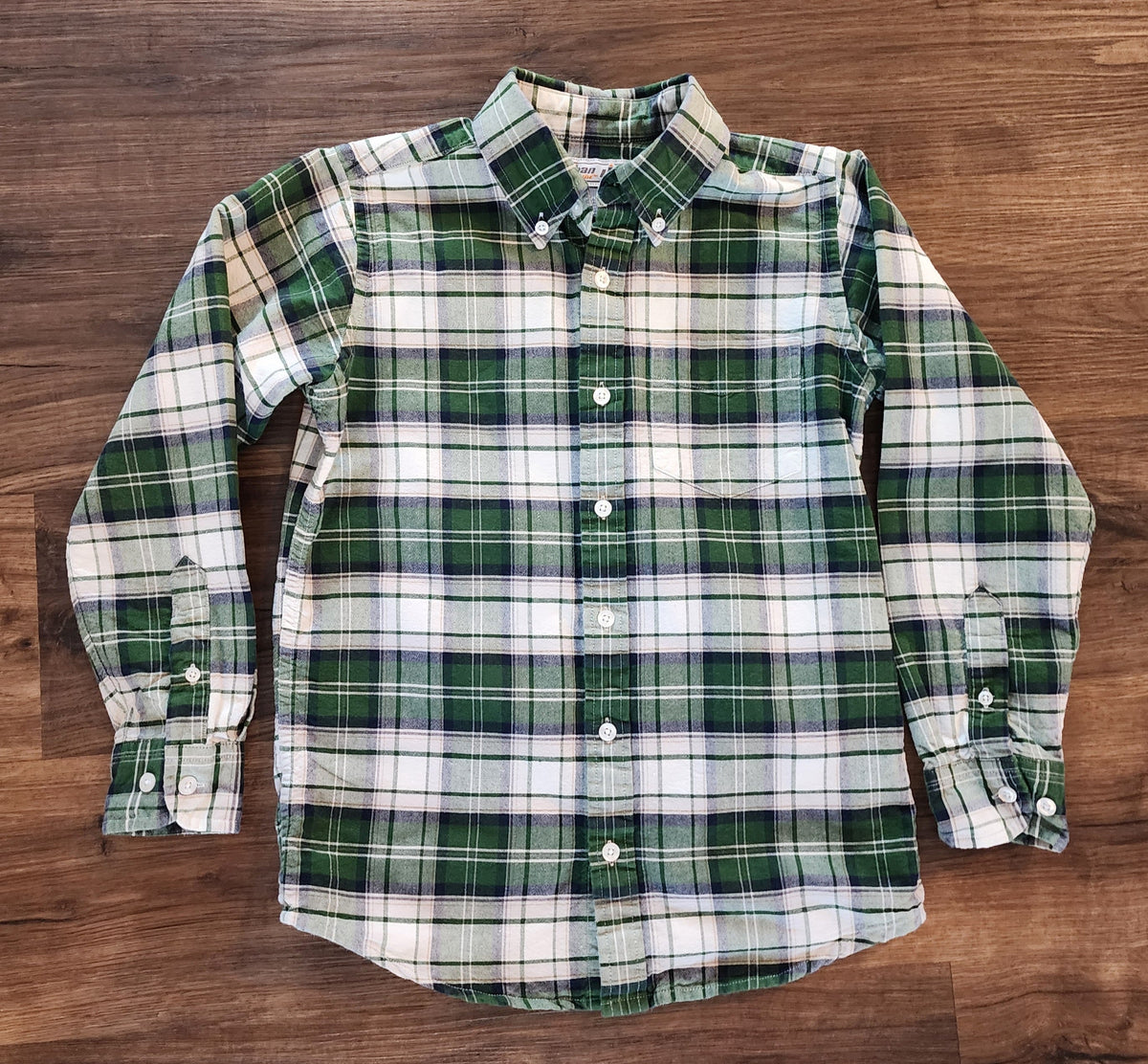 #137 Boys medium (10/12) buttondown