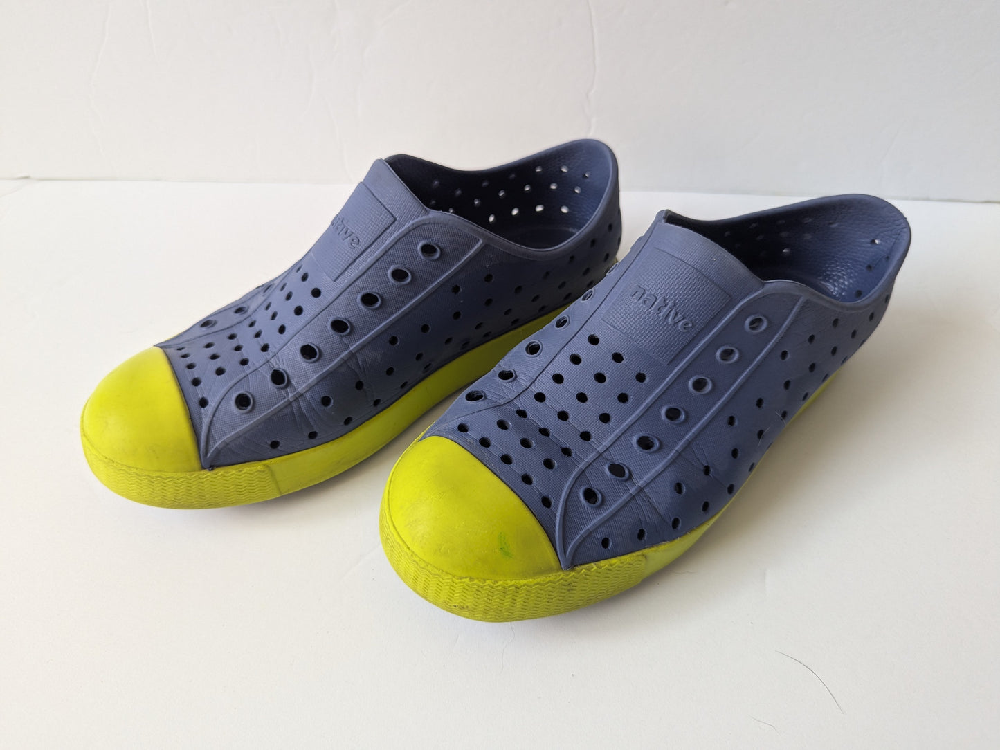 #17 Native blue/green Jefferson Shoes, GUC Size 3