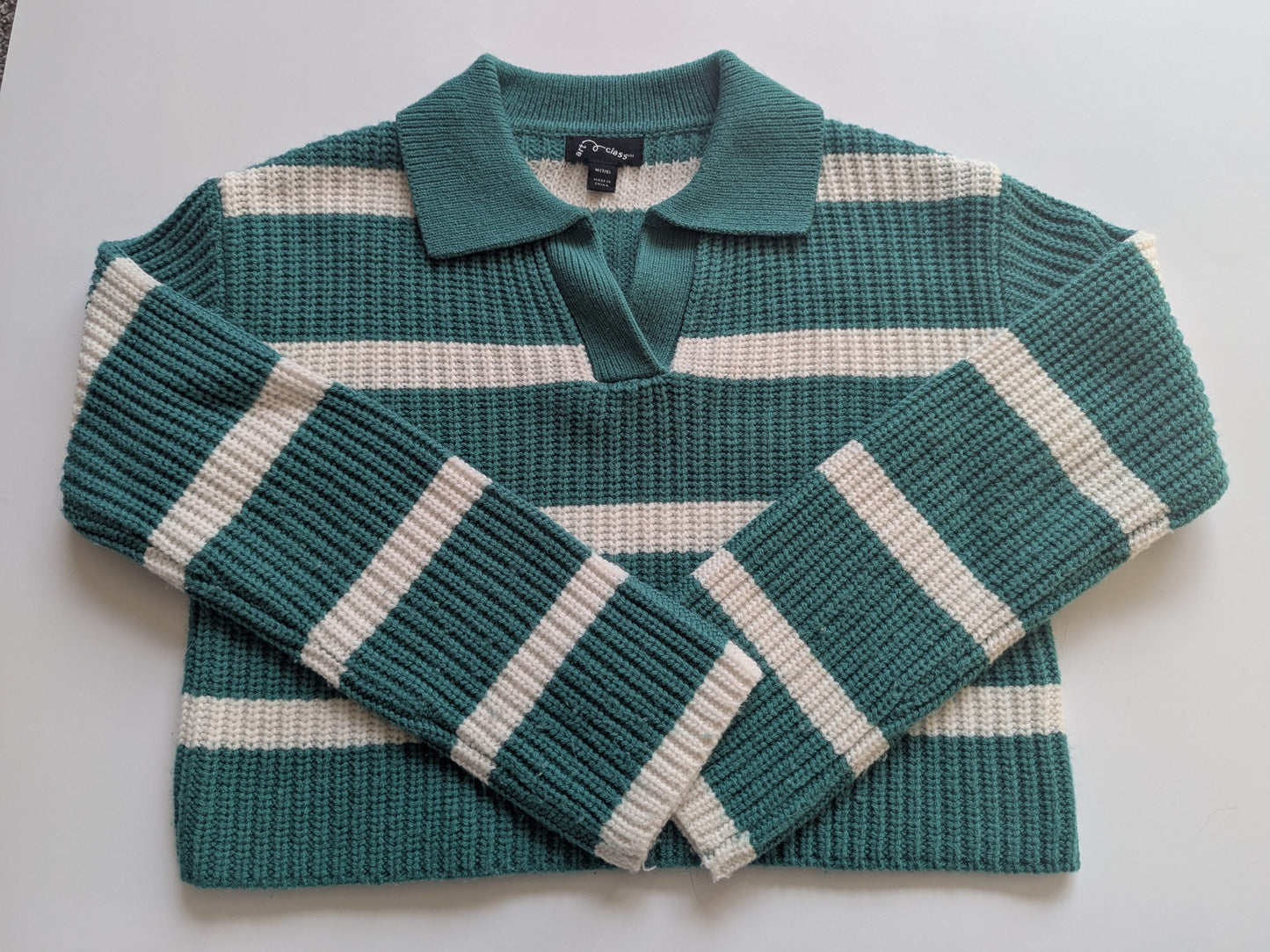 #17 Girls Sweater, size M (7/8) EUC