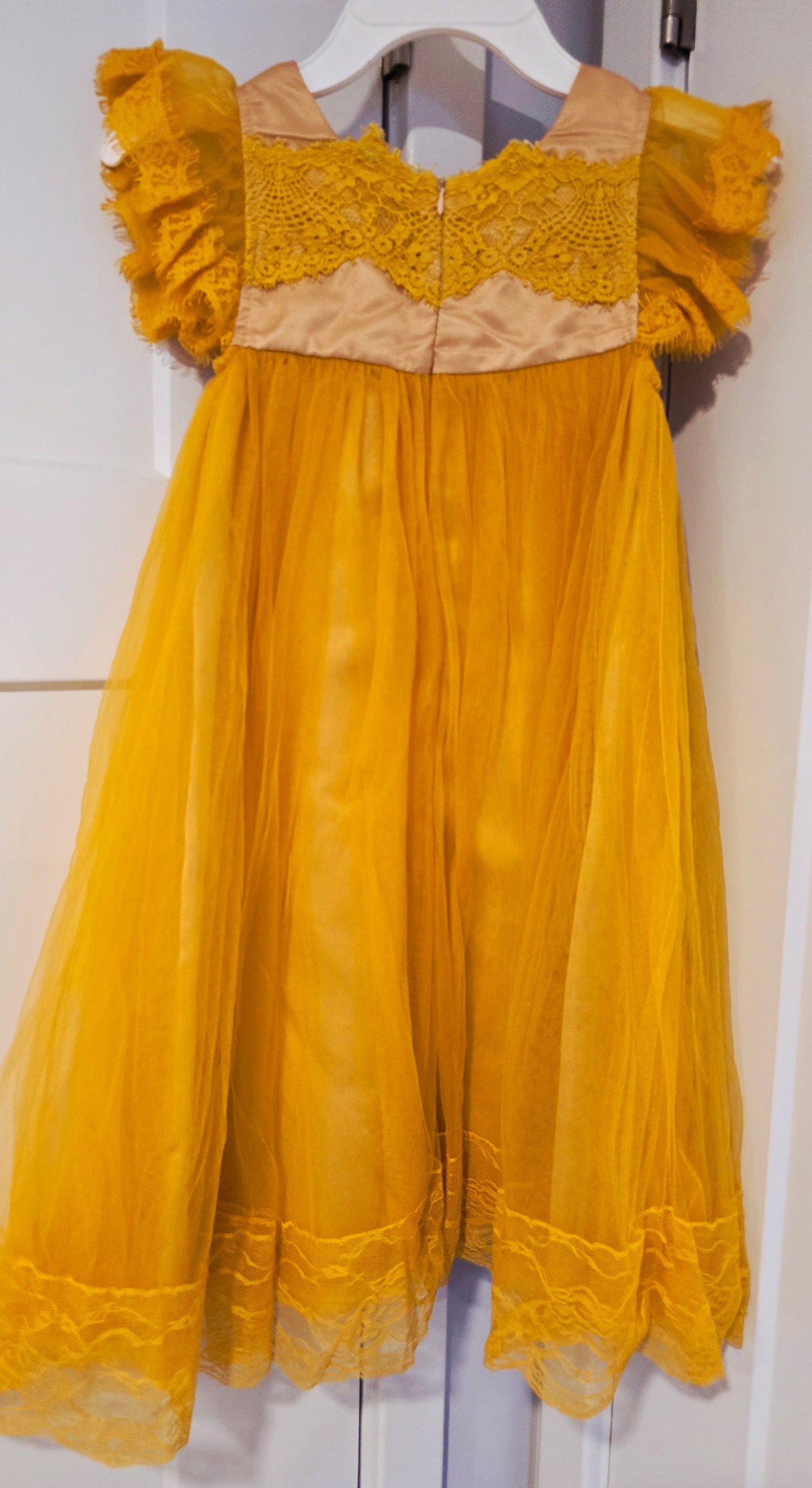 #131 REDUCED Trish Scully Girls Yellow Lace & Tulle long dress sz 5