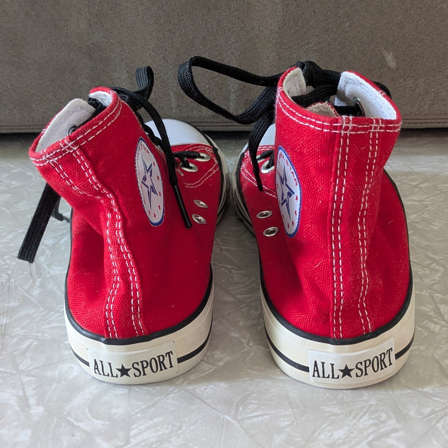 #61 EU 35 (Youth 3) Off Brand Converse Style Red Canvas Sneakers