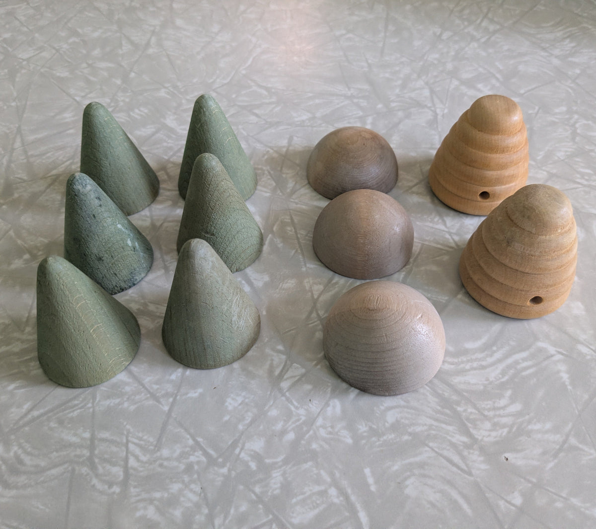 #61 Wooden Loose Parts - trees, beehives, boulders