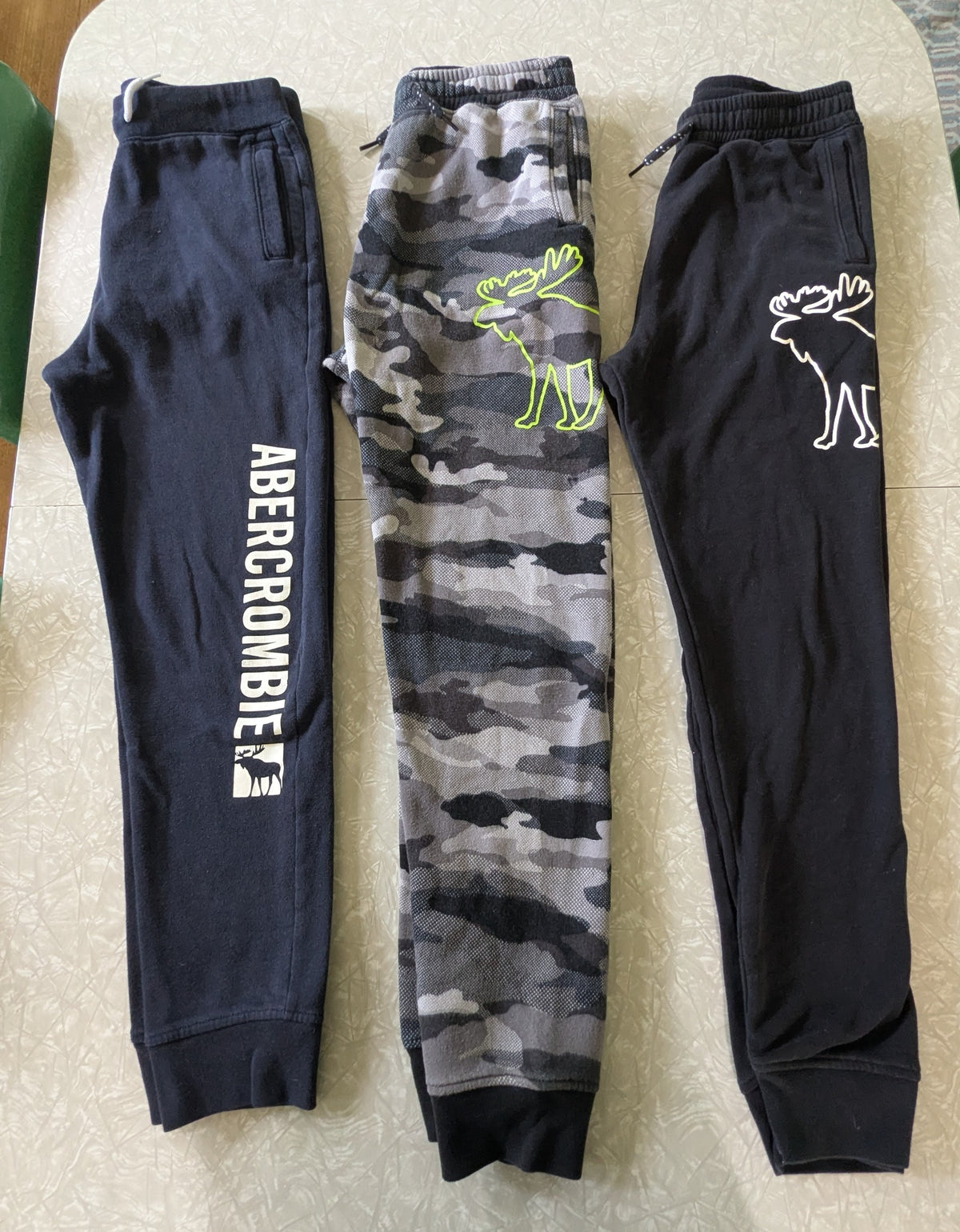 #61 Boys Abercrombie 15/16 Joggers Sweat Pants