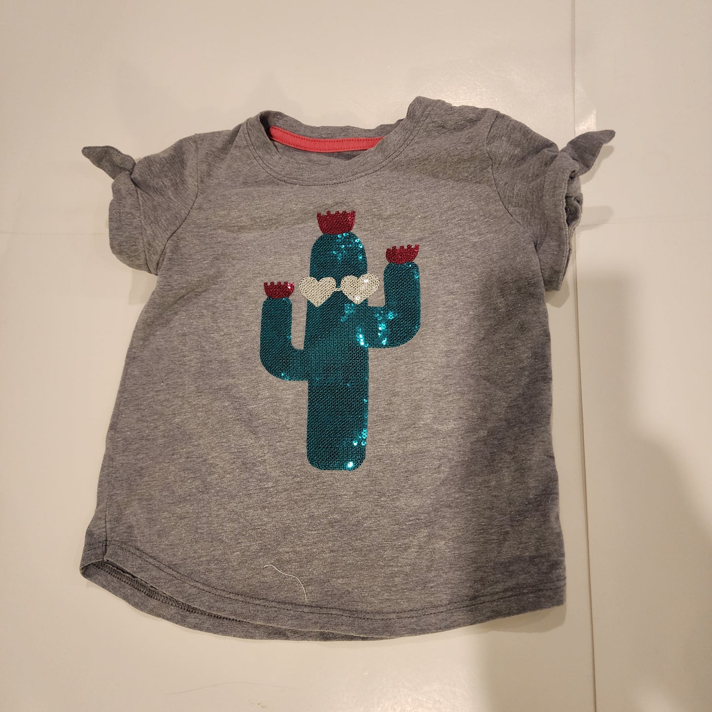 #135 girls 4T Cat & Jack GUC cactus tshirt