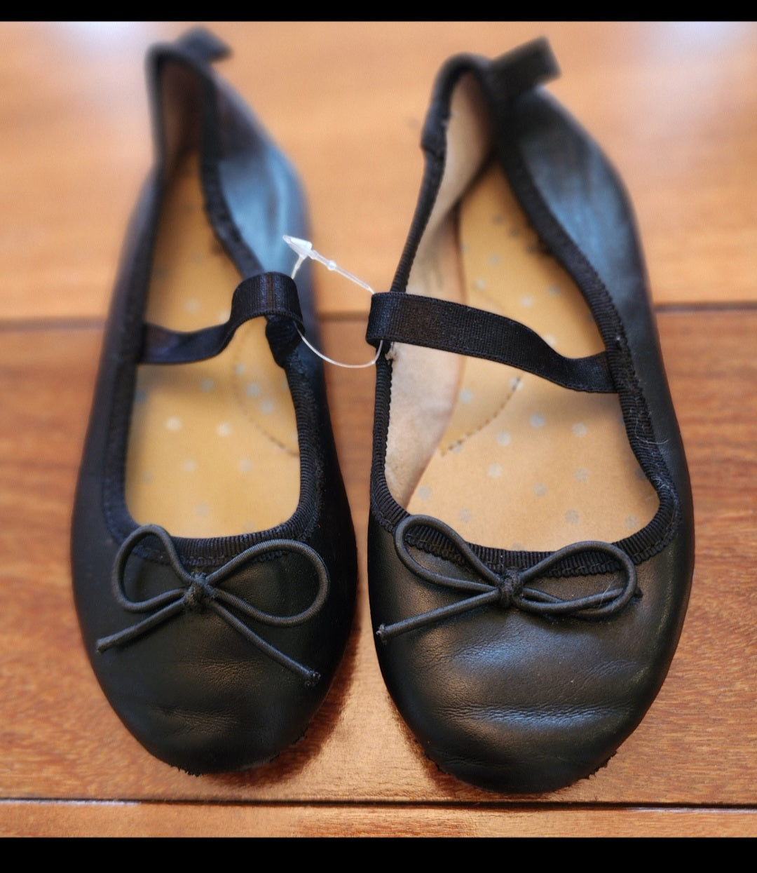 #135 girls size 9 Cat & Jack black ballet flats