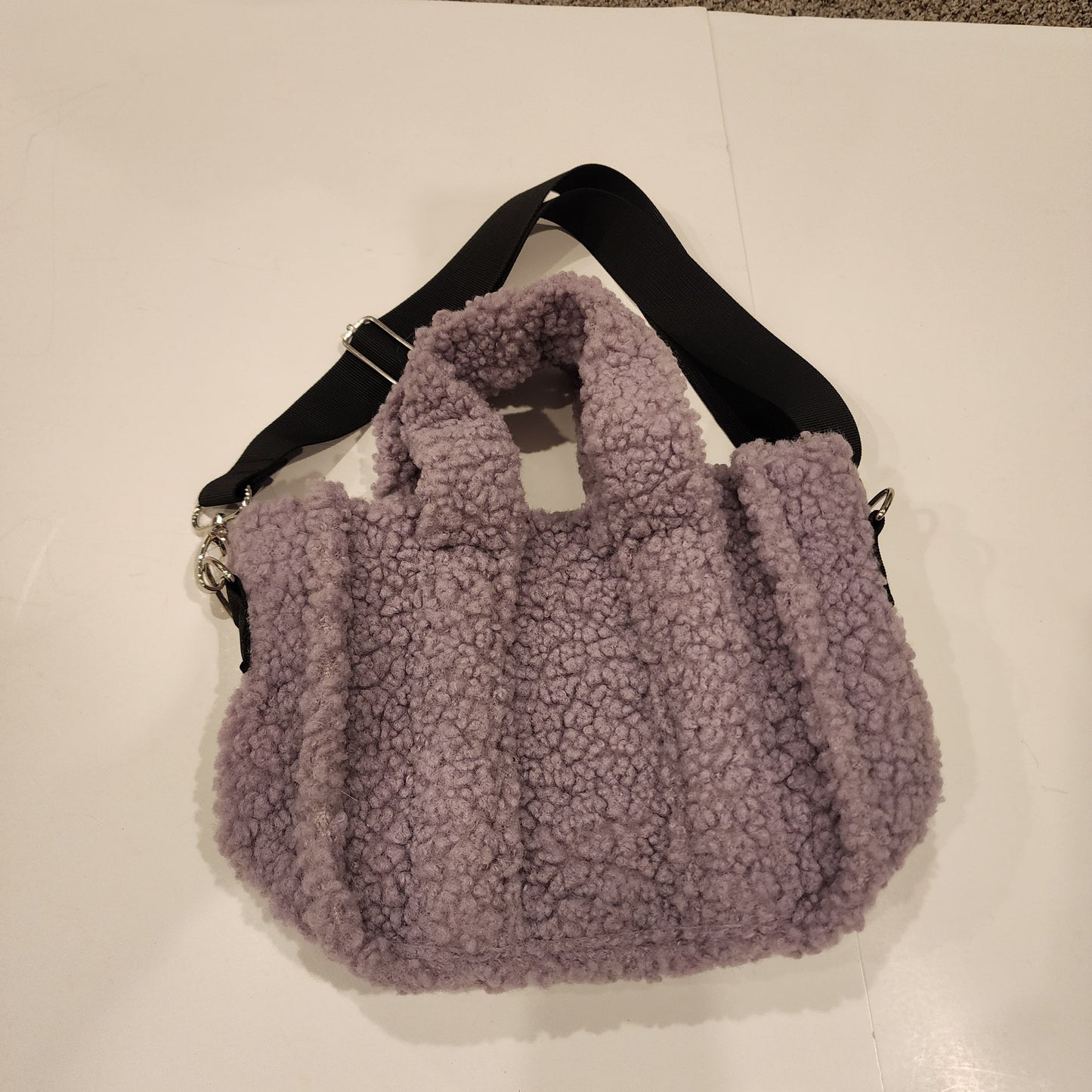 #135 lavender sherpa purse/bag NWOT