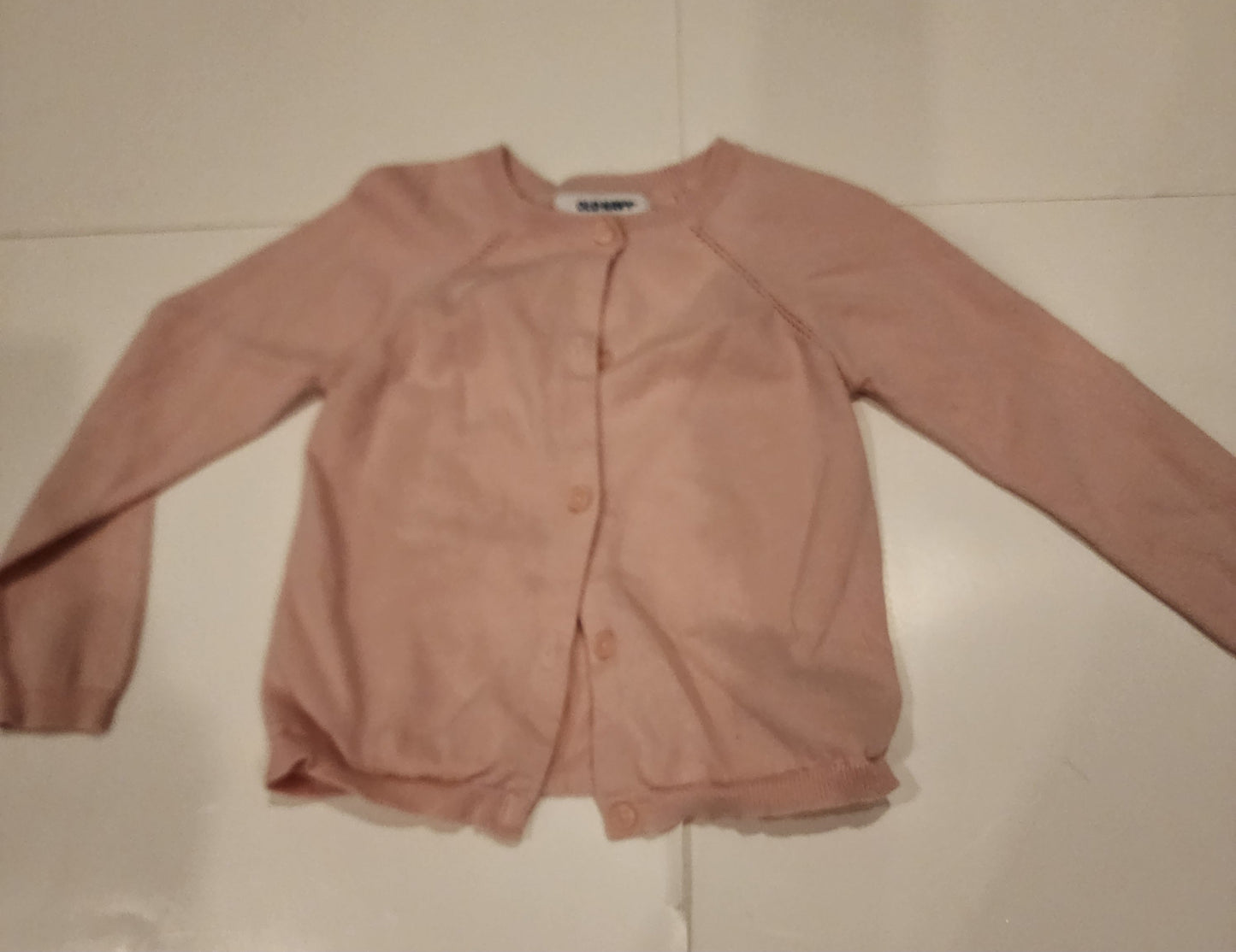 #135 girls size 5T Old Navy pink cardigan sweater
