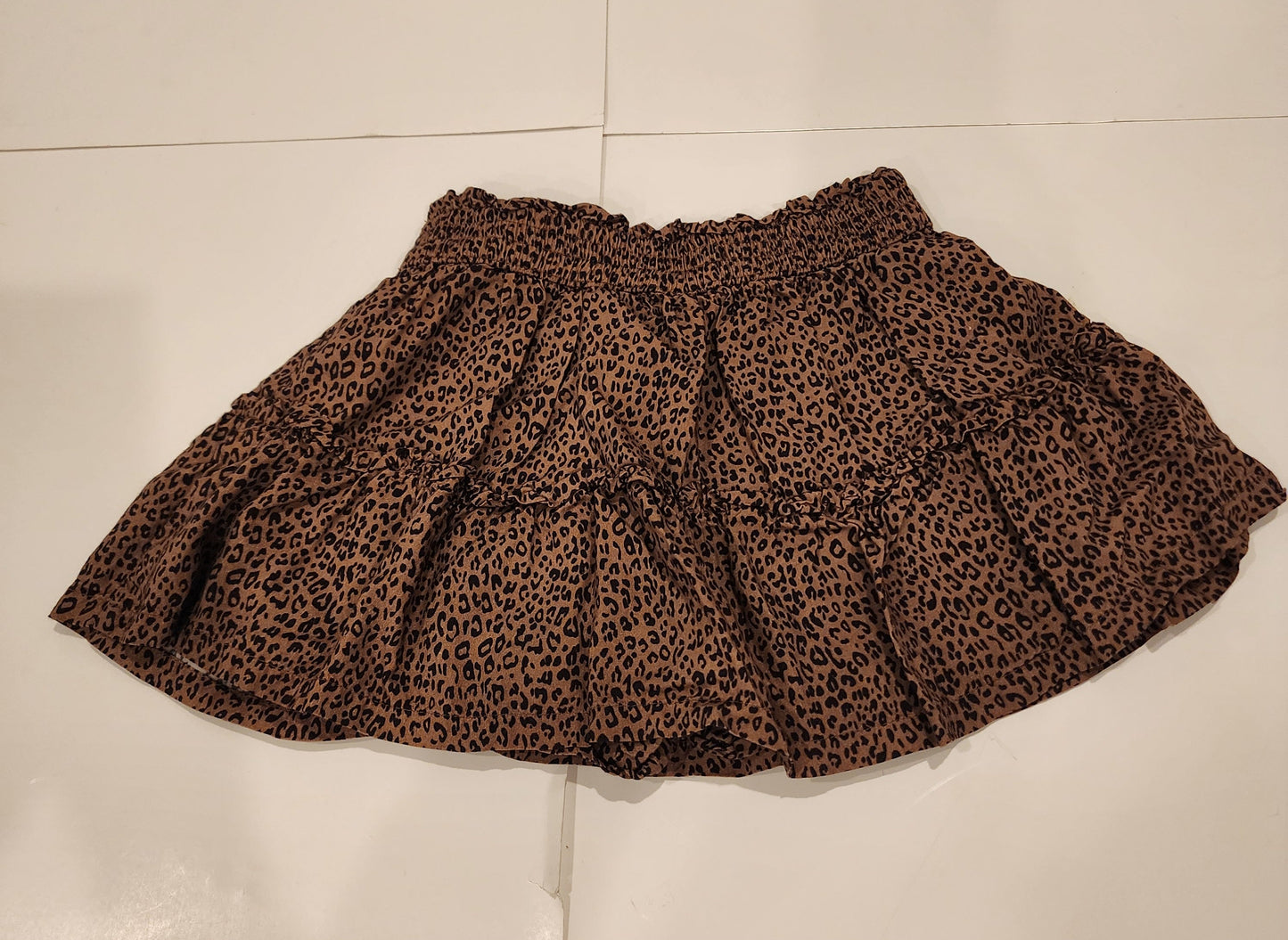 #135 girls XS 4/5 Gap leopard print skirt