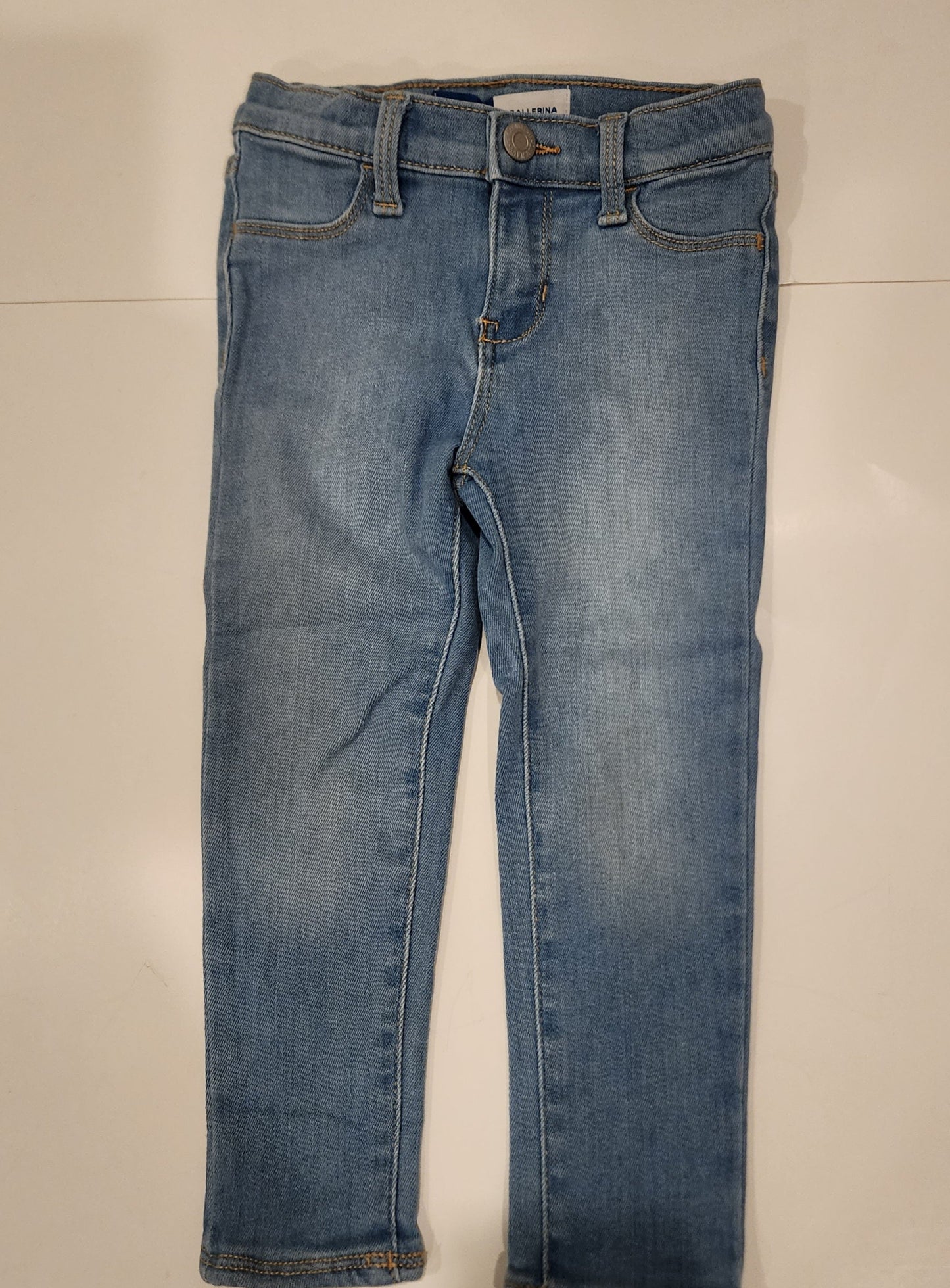 #135 girls size 3T Old Navy ballerina adjustable waist jeans