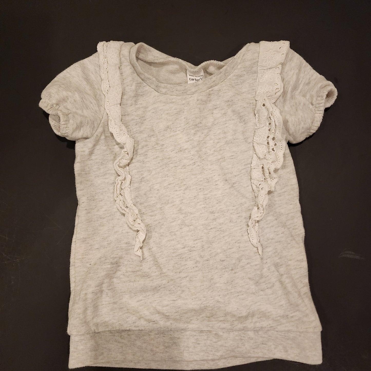 #135 girls size 4T Carters short sleeve sweatshirt