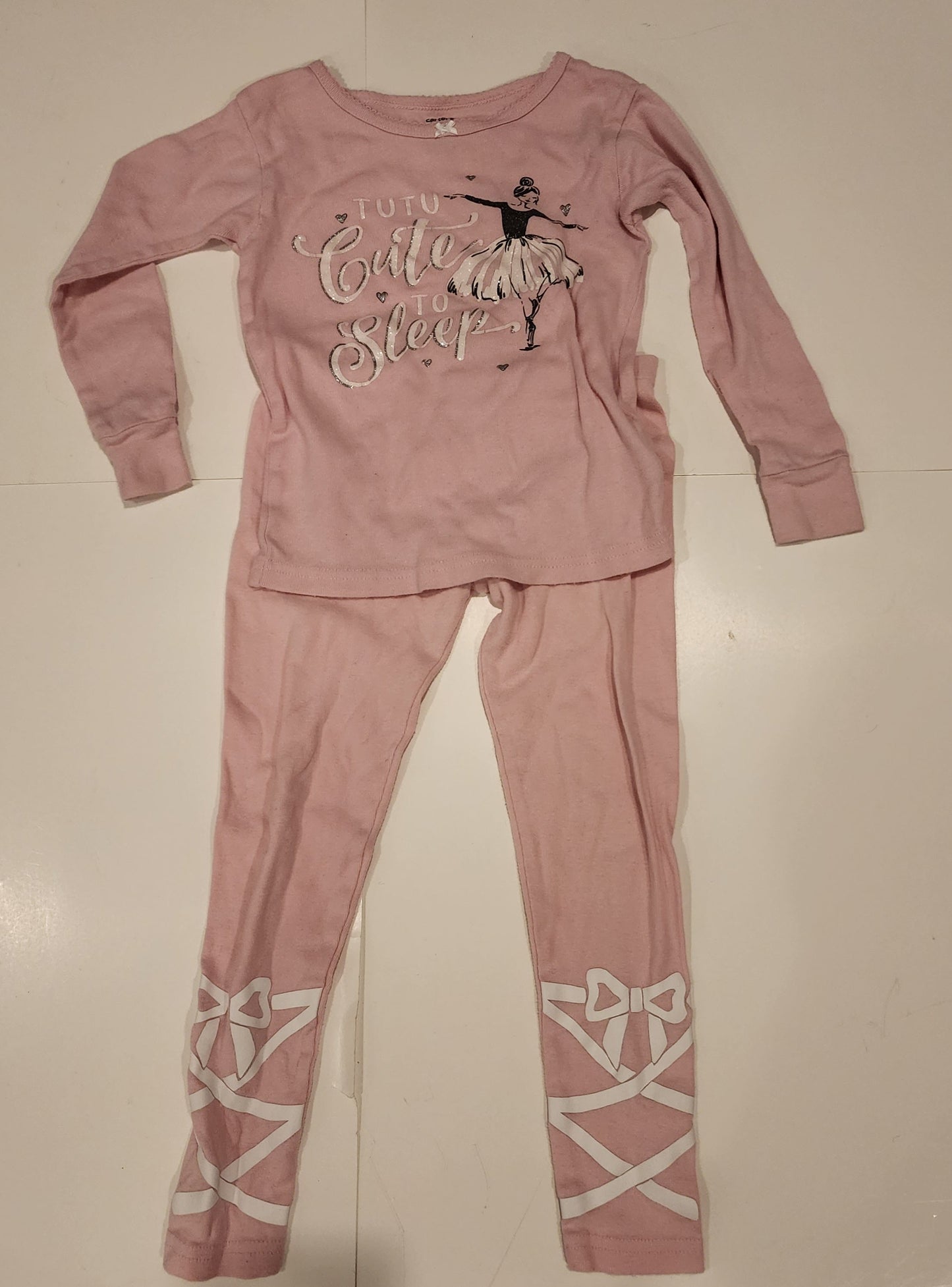 #135 girls size 4T Carter's ballerina pajamas GUC