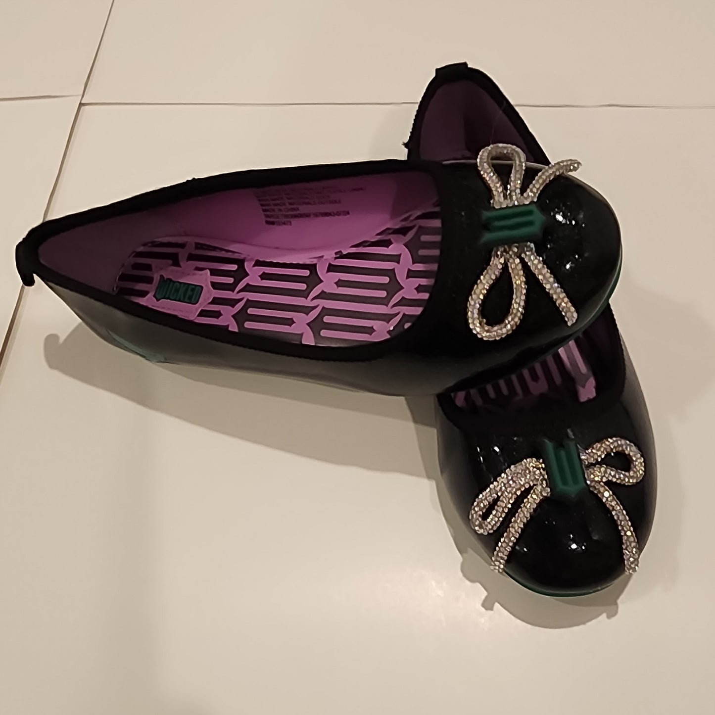 #135 girls size 12 Wicked ballet flats GUC