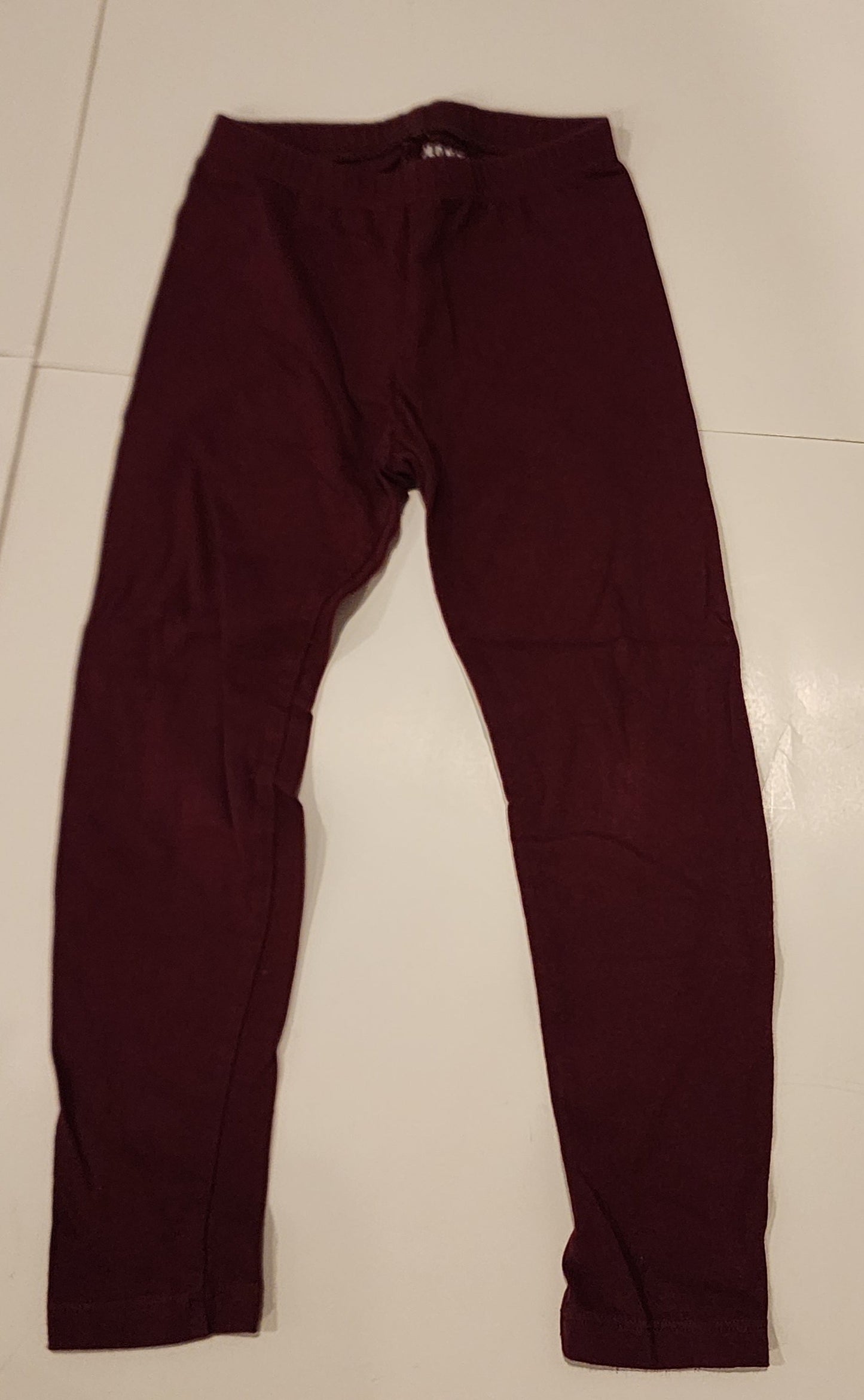 #135 girls size 5T Old Navy burgundy leggings