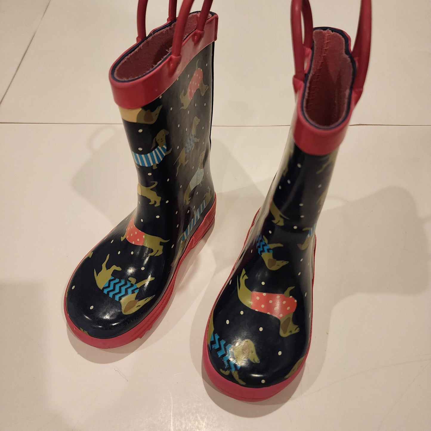 #135 size 9 Weiner Dog rainboots GUC
