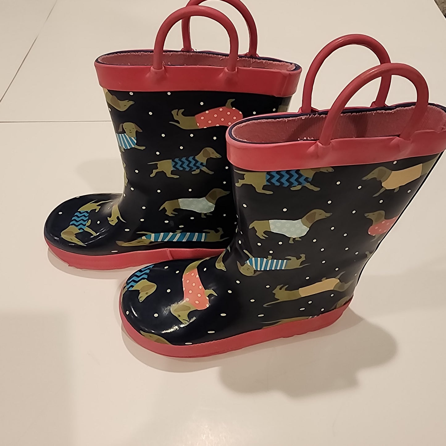 #135 size 9 Weiner Dog rainboots GUC