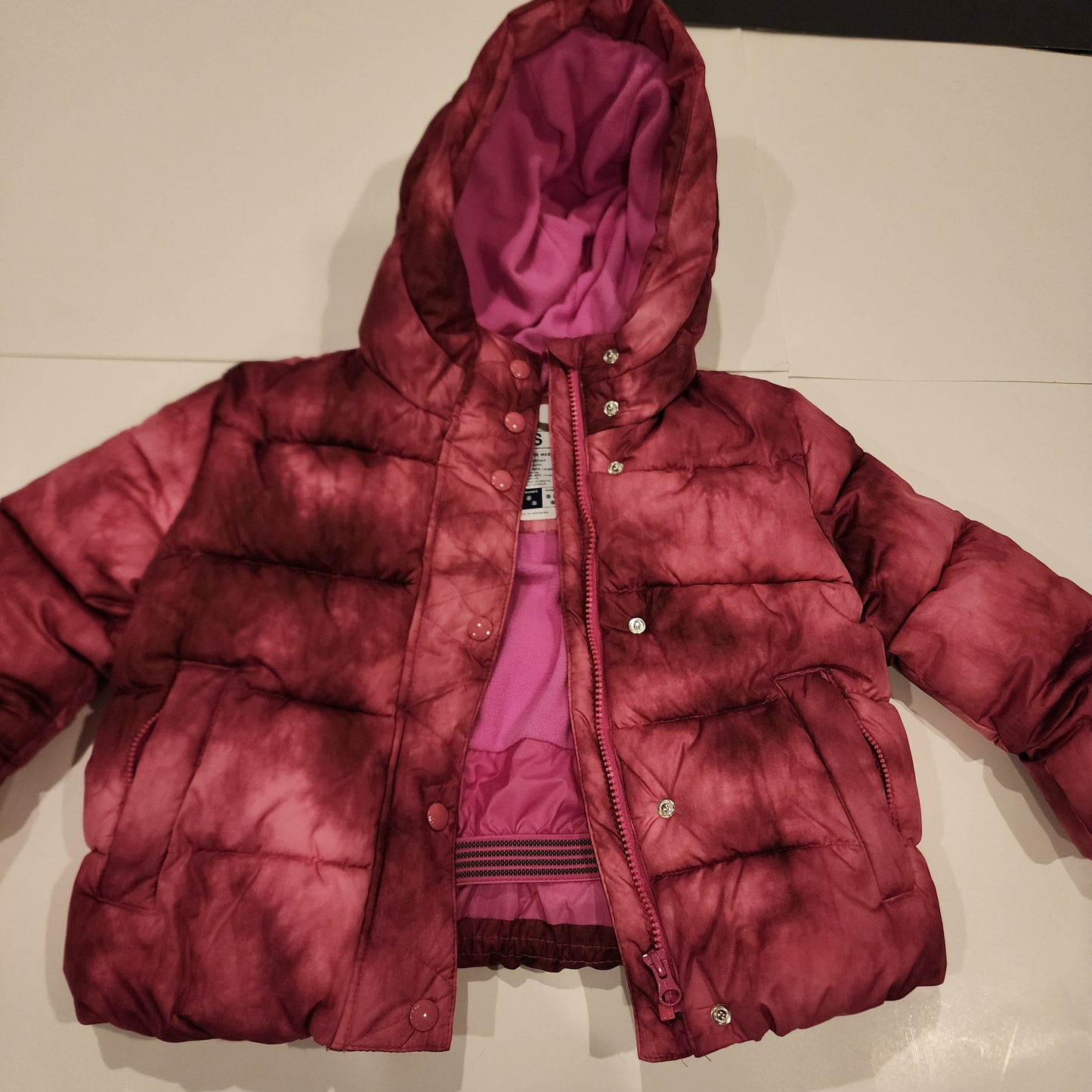 #135 girls Size is 4-5 Gap Kids cold control Max winter coat