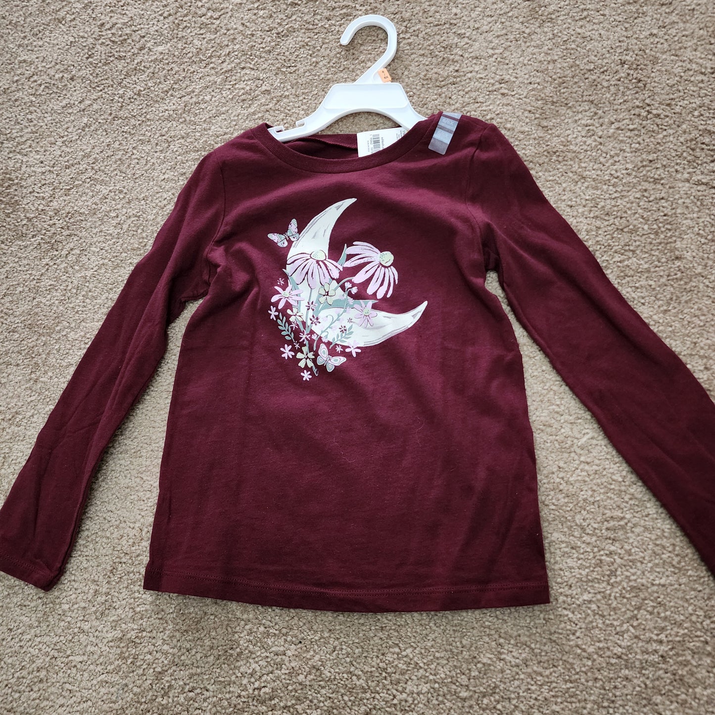 #135 girls Size 6/6x Oshkosh NWT long sleeve shirt