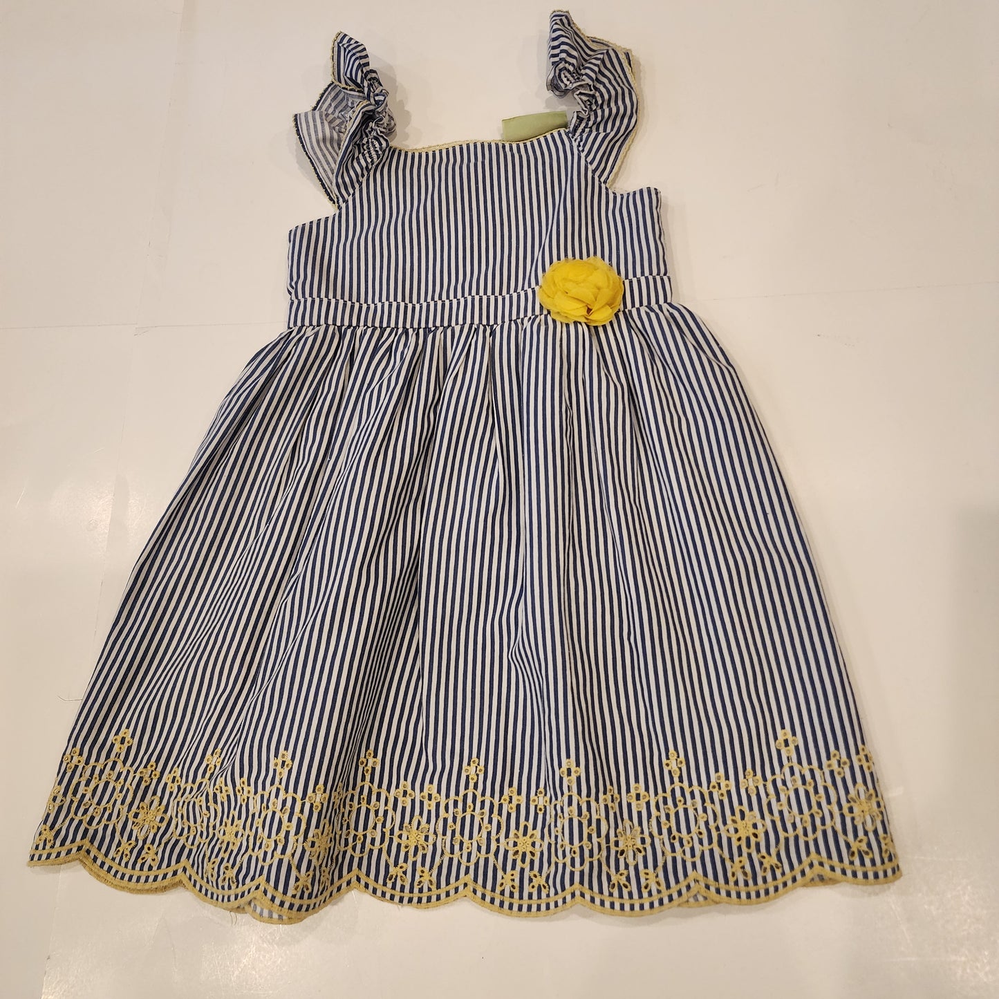 #135 girls Size 5 Penelope Mack embroidered dress