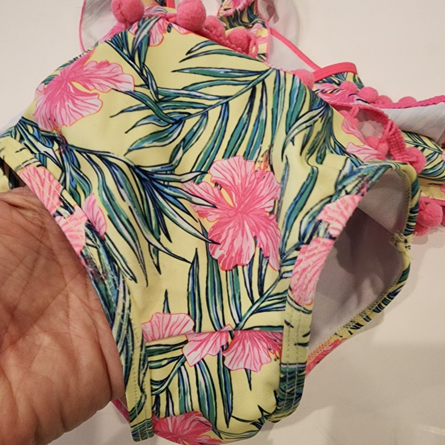 #135 girls size 5 Nicole Miller swim suit