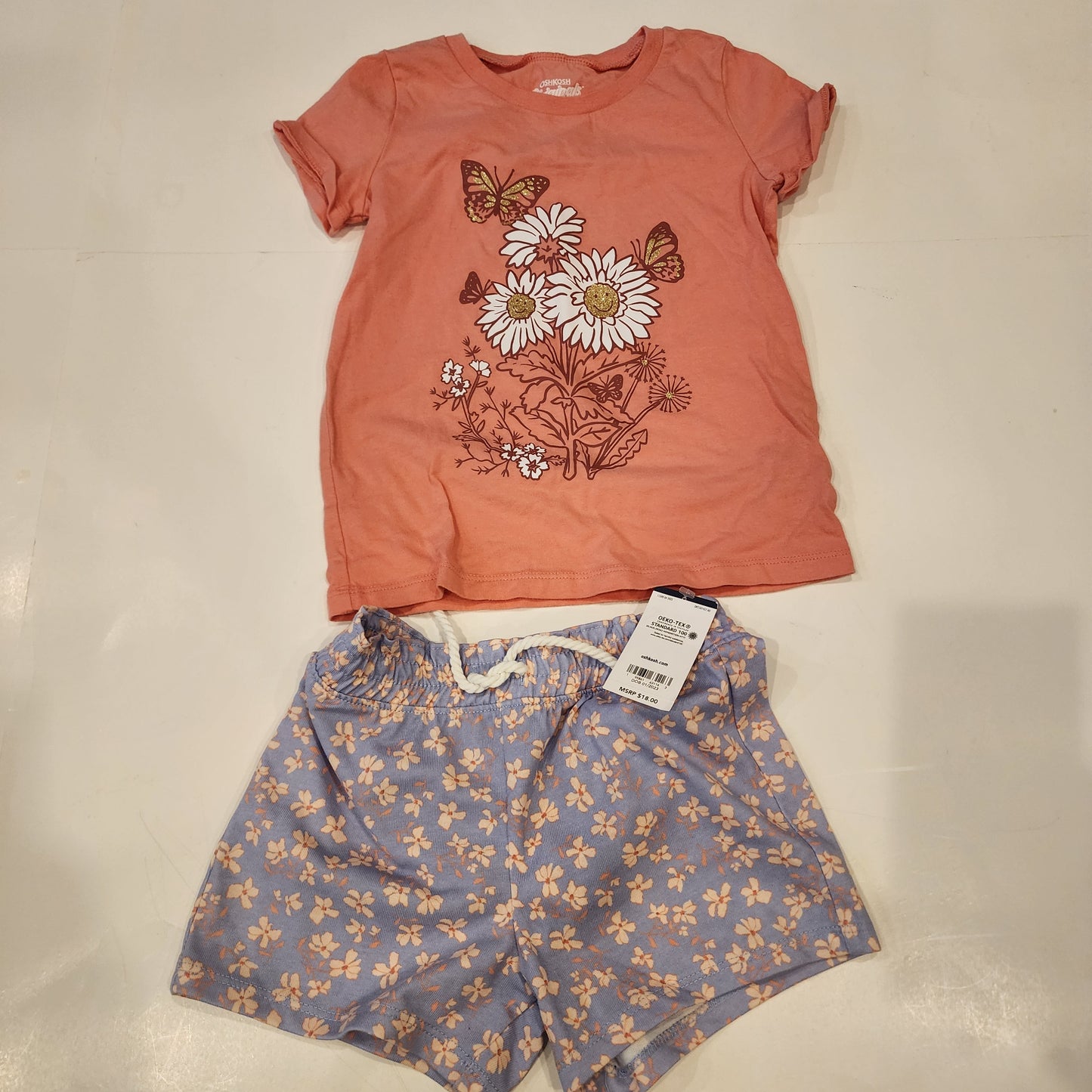#135 girls Size 5T Oshkosh shorts outfit bundle