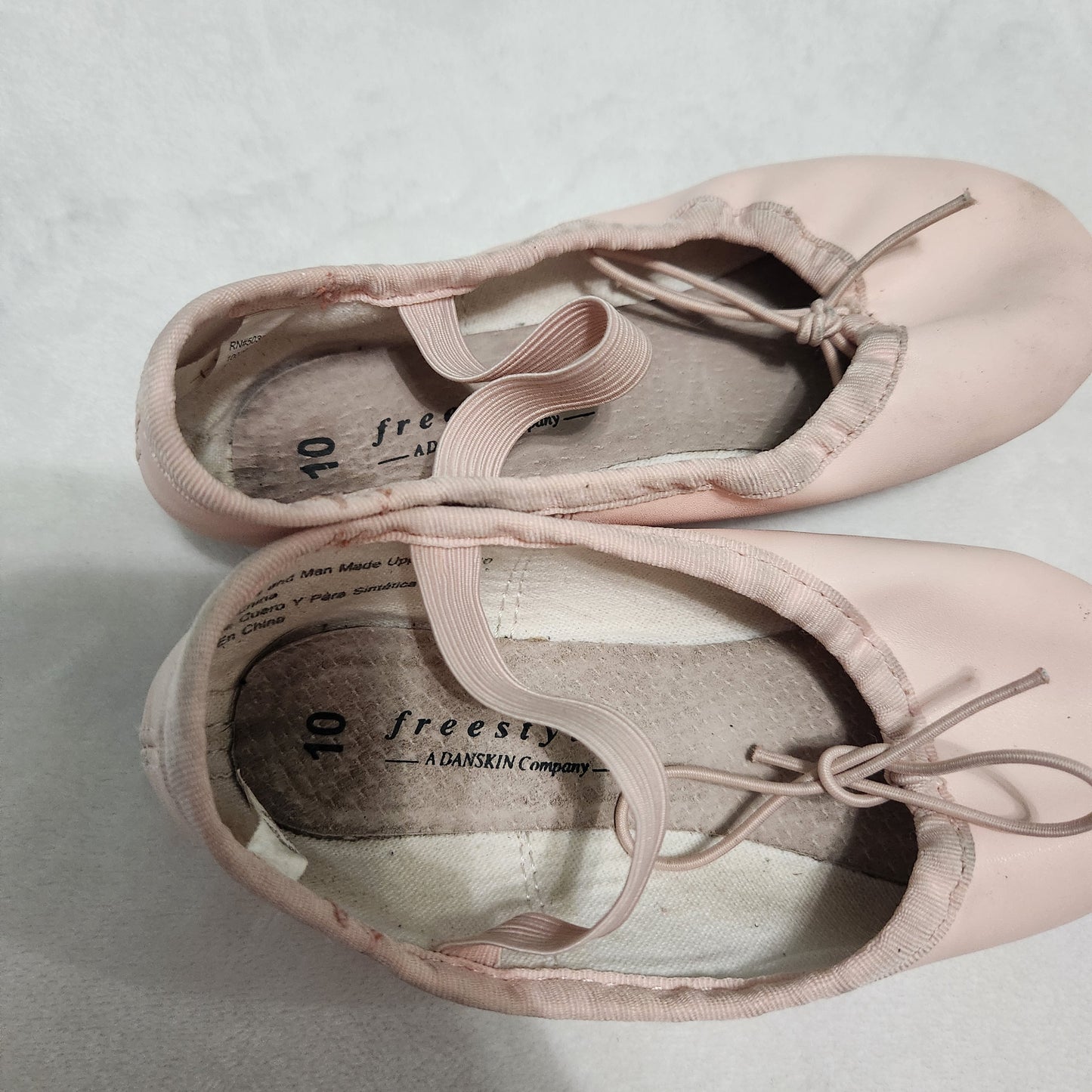 #142 Danskin Freestyle Sz 10 Soft Pink Ballet Flats Shoes