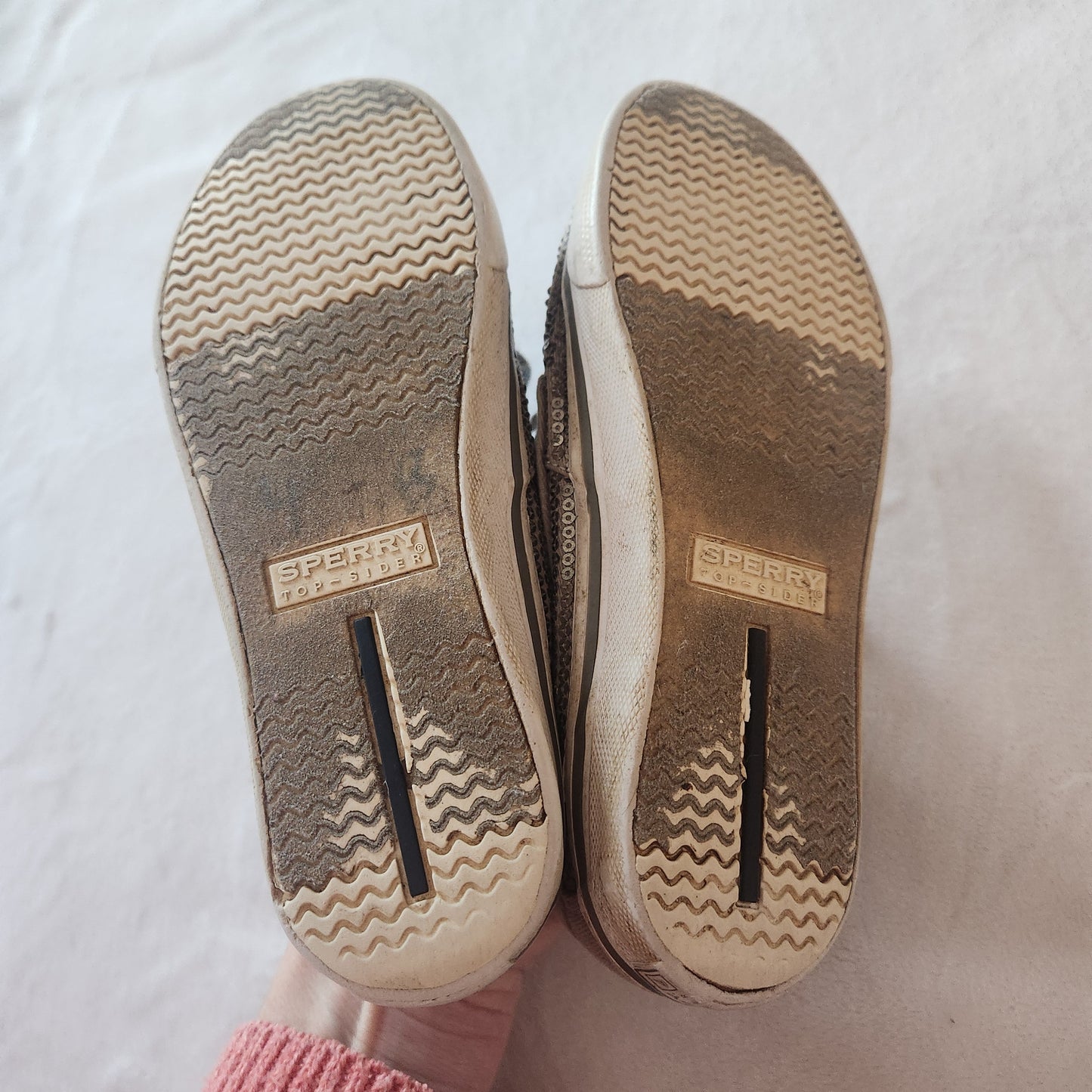#142 Sperry Topsider Size 1 Bahama Pewter Silver Sequin Boat Shoes