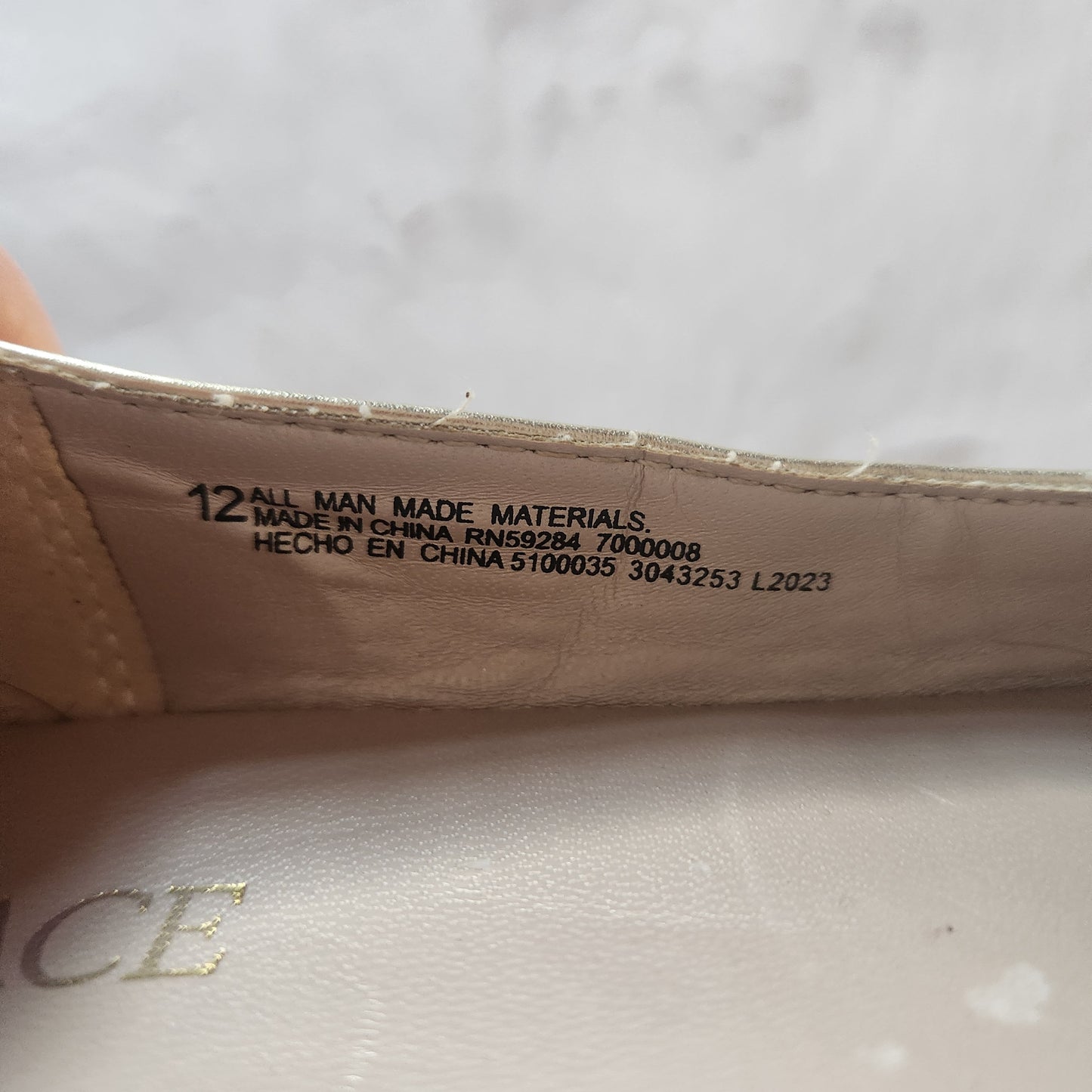 #142 Children's Place Sz 12 Gold Glitter Ballet Flats Shoes