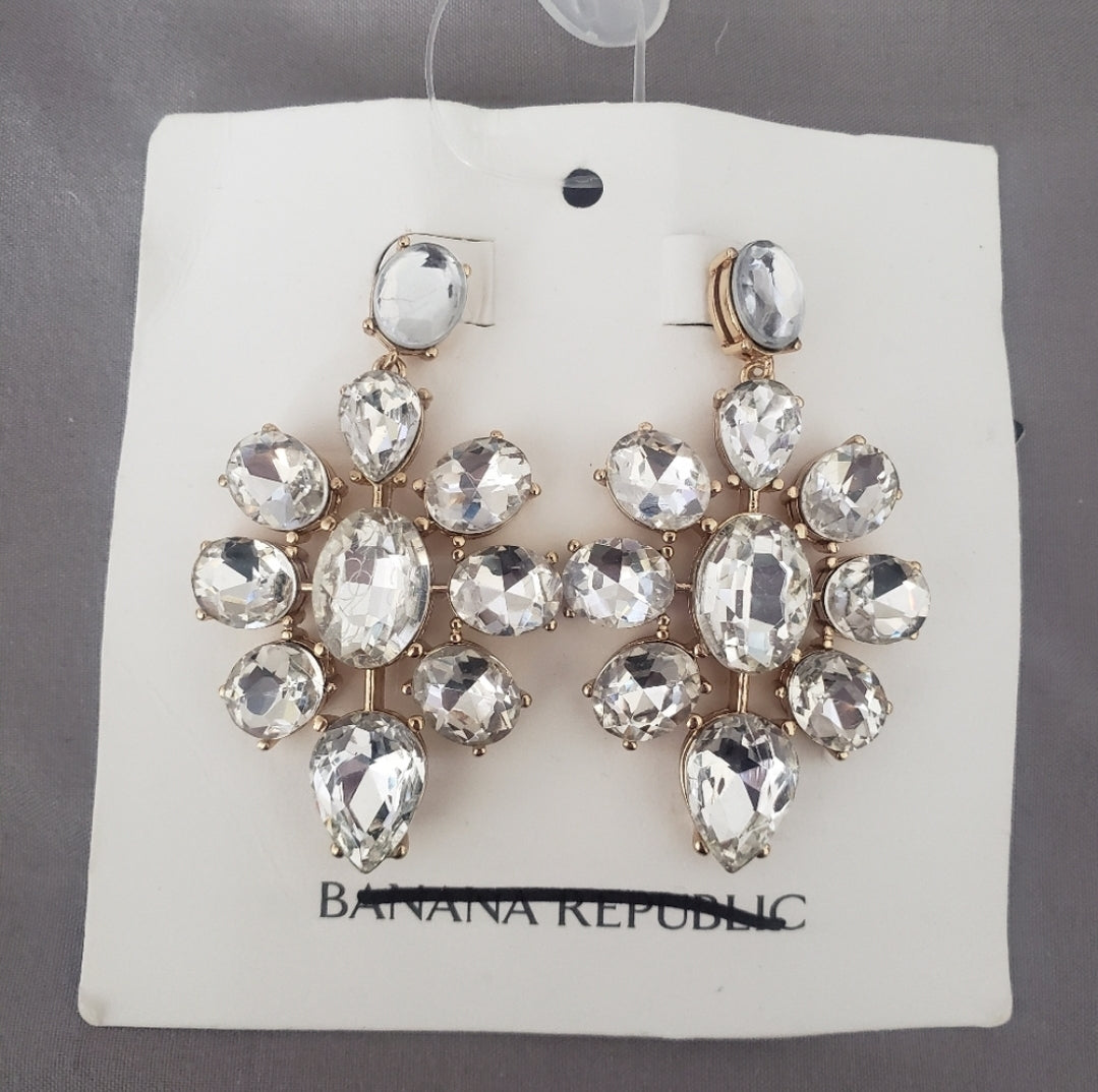 #142 NWT Banana Republic Crystal Statement Earrings