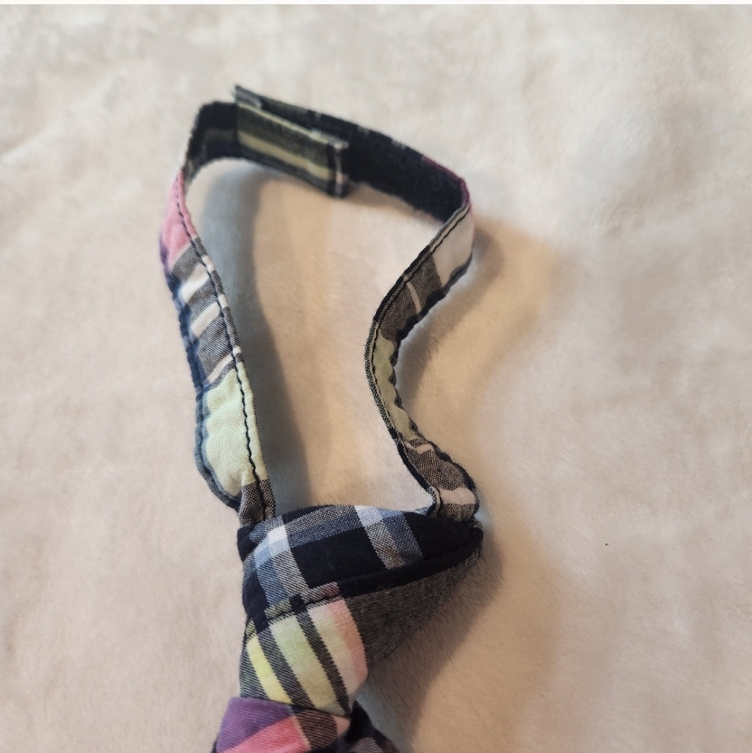#142 Gymboree 0-24 Months Dressed Up Plaid Velcro Tie