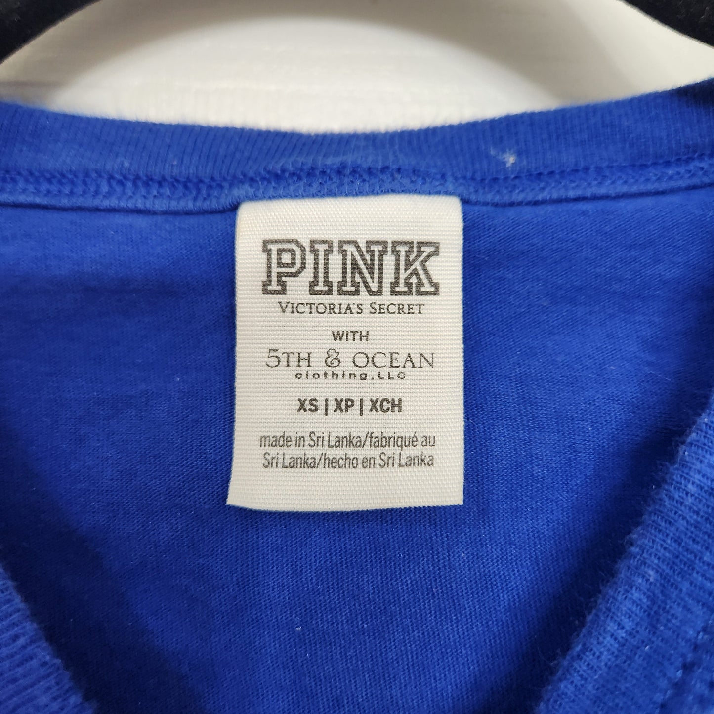 #142 VS PINK KY XS Kentucky Cats Wildcats Crop Top Shirt