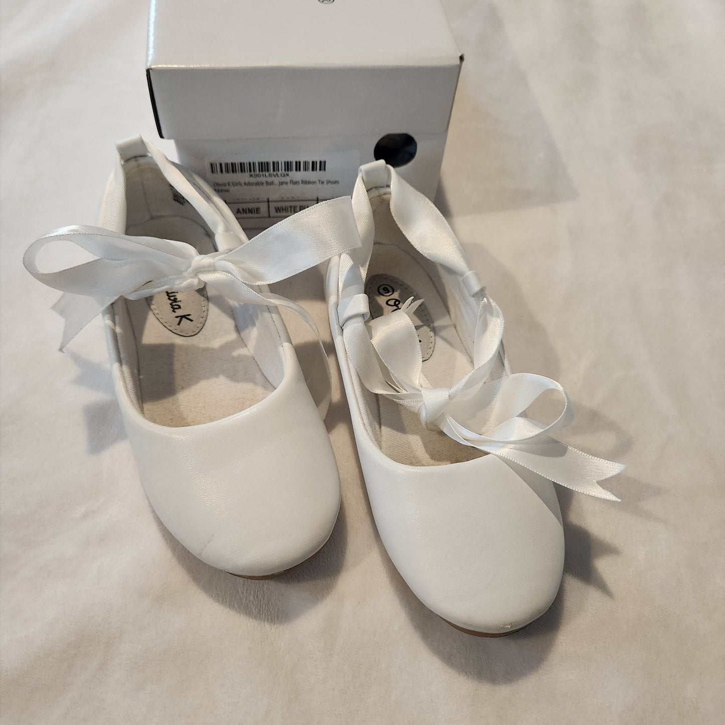 #142 Olivia K Girls Size 9 Ballerina Mary Jane Flats Ribbon Tie Shoes